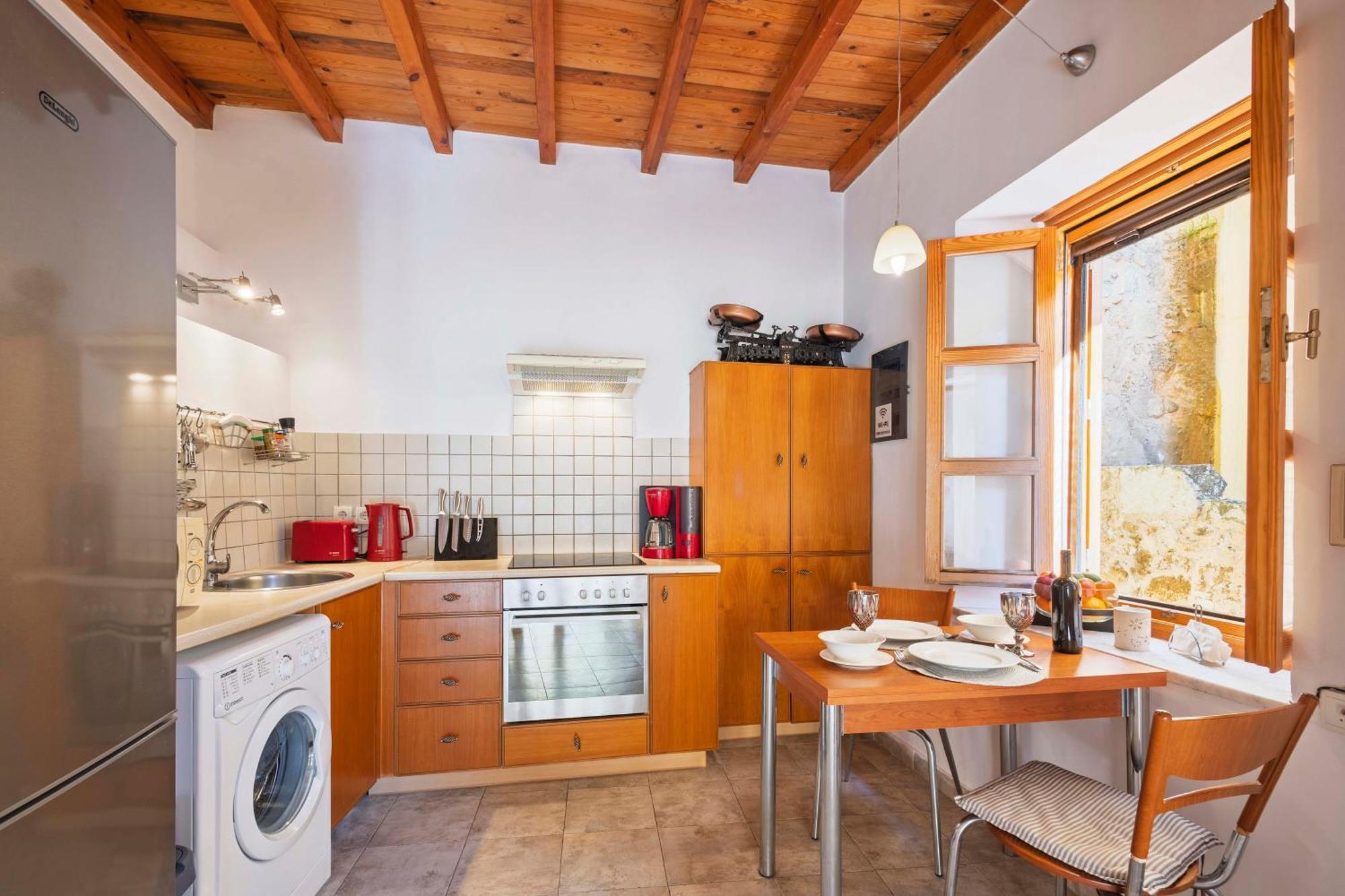 Maison Roxanne & Maisonette In Medieval By Rhodes4vacation Holiday home