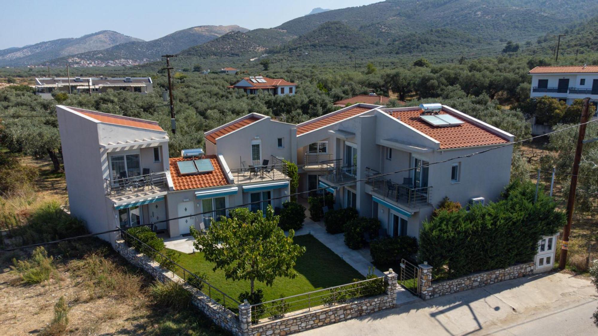 Yalos Maisonettes Holiday home Skala Sotiros