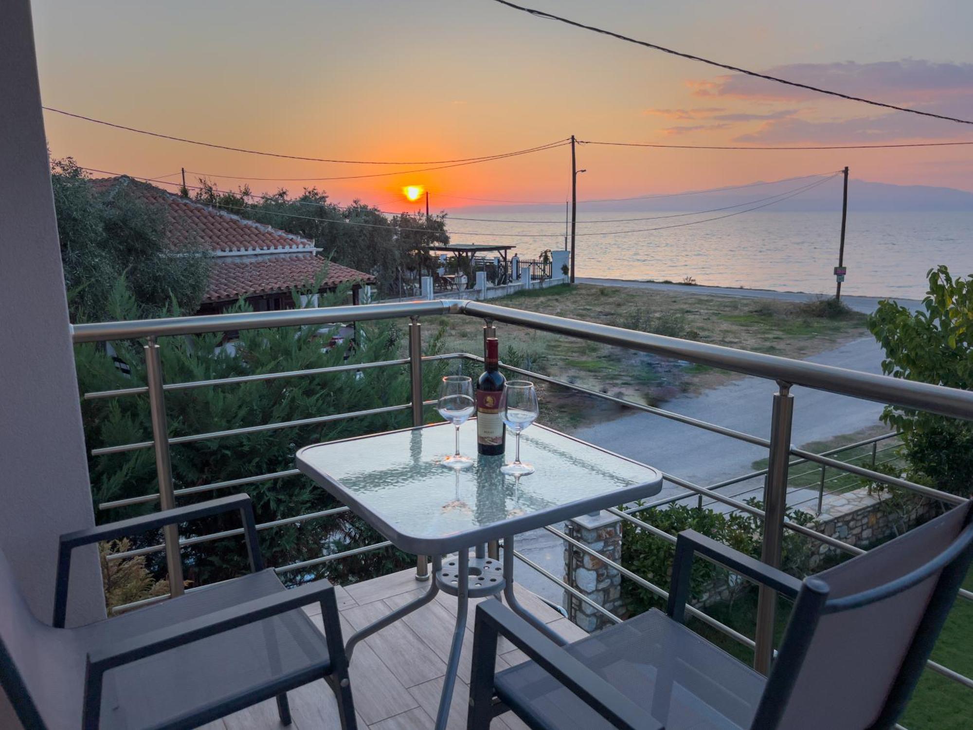 Yalos Maisonettes