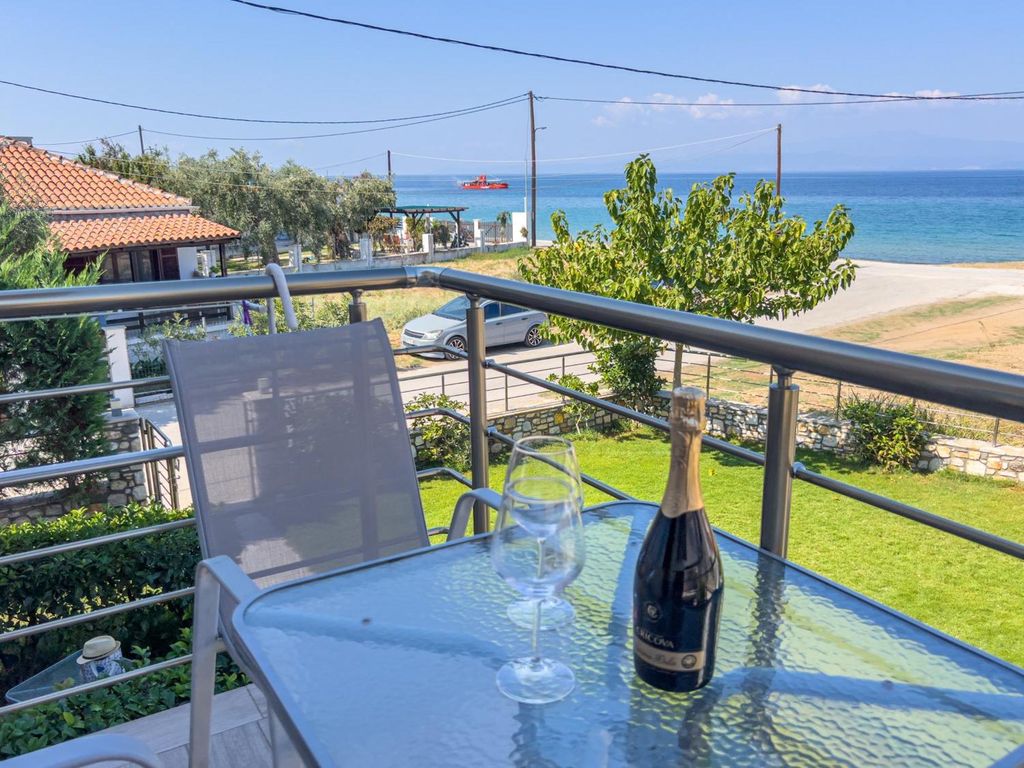 Yalos Maisonettes Holiday home *