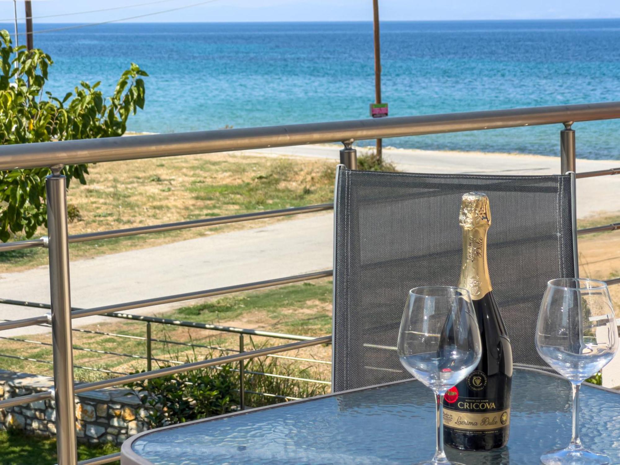 Holiday home Yalos Maisonettes Skala Sotiros