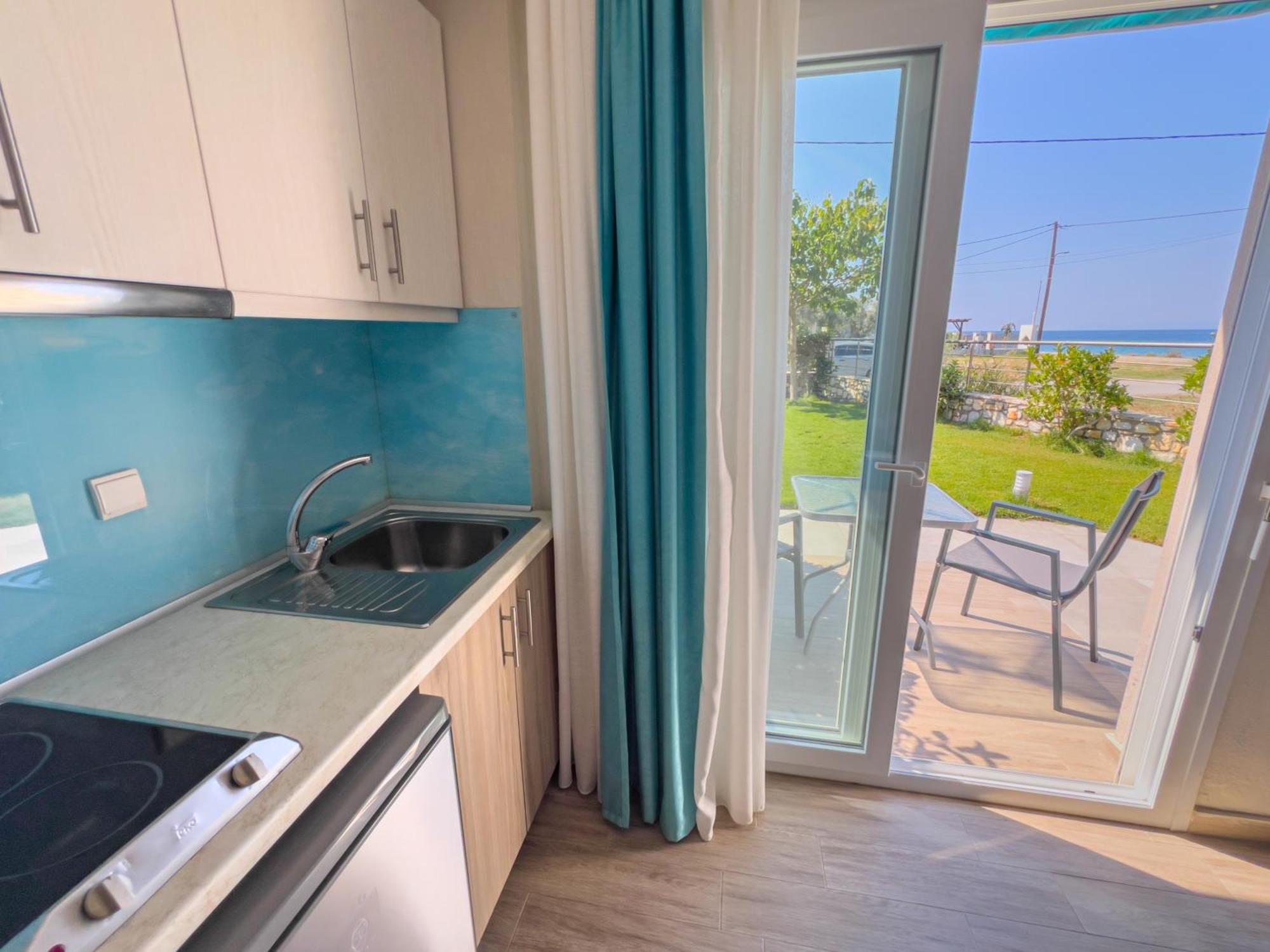 Yalos Maisonettes Skala Sotiros