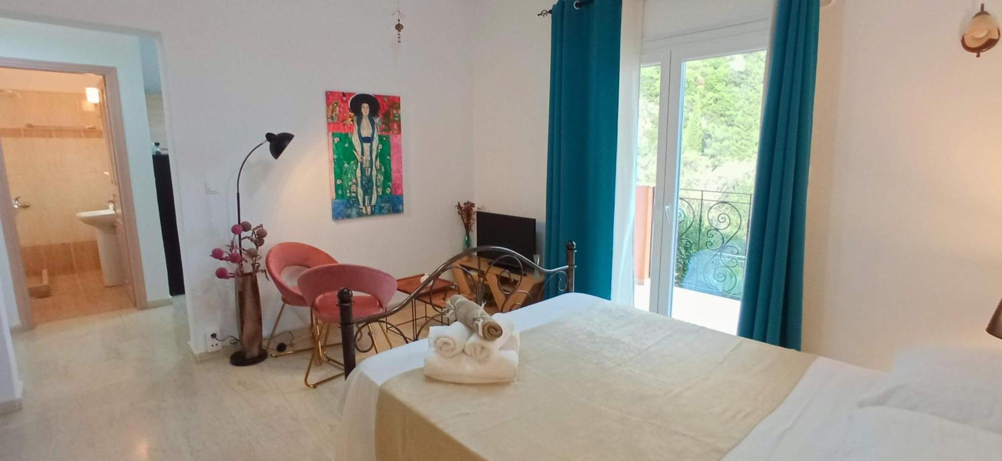 Amaryllis Apartment