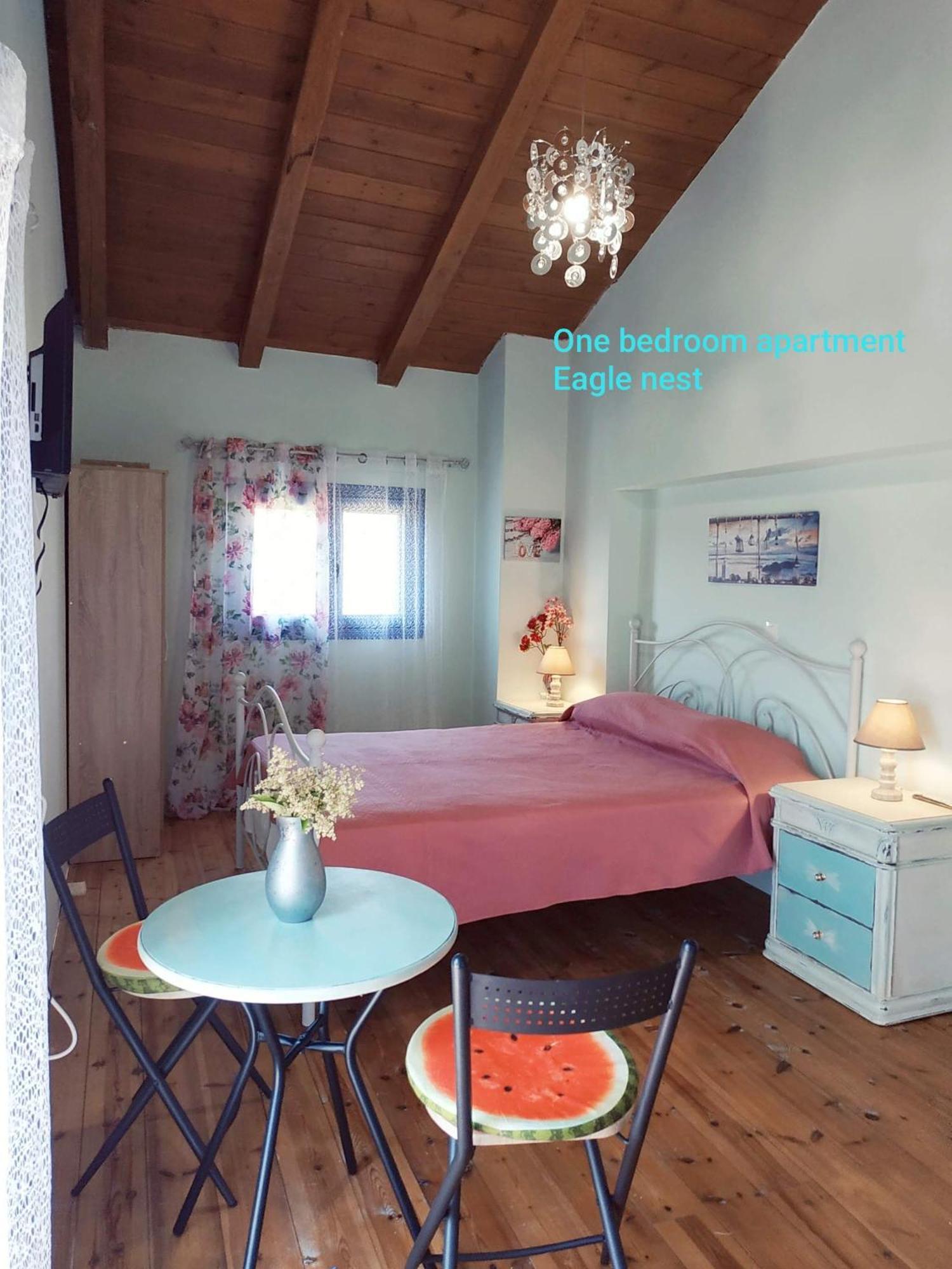 Maria Apartment Aliveri