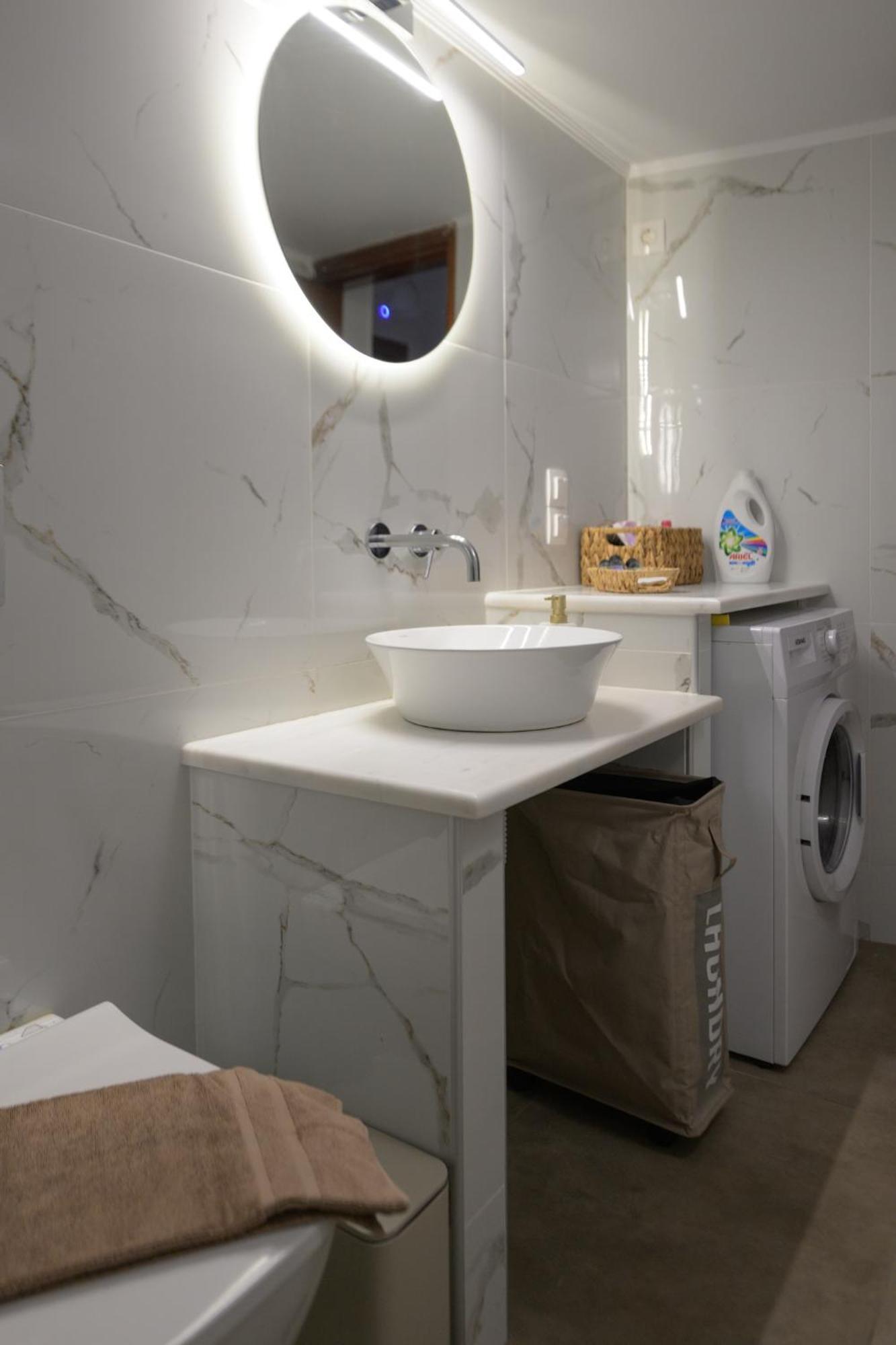Kallithea Deluxe Apartment