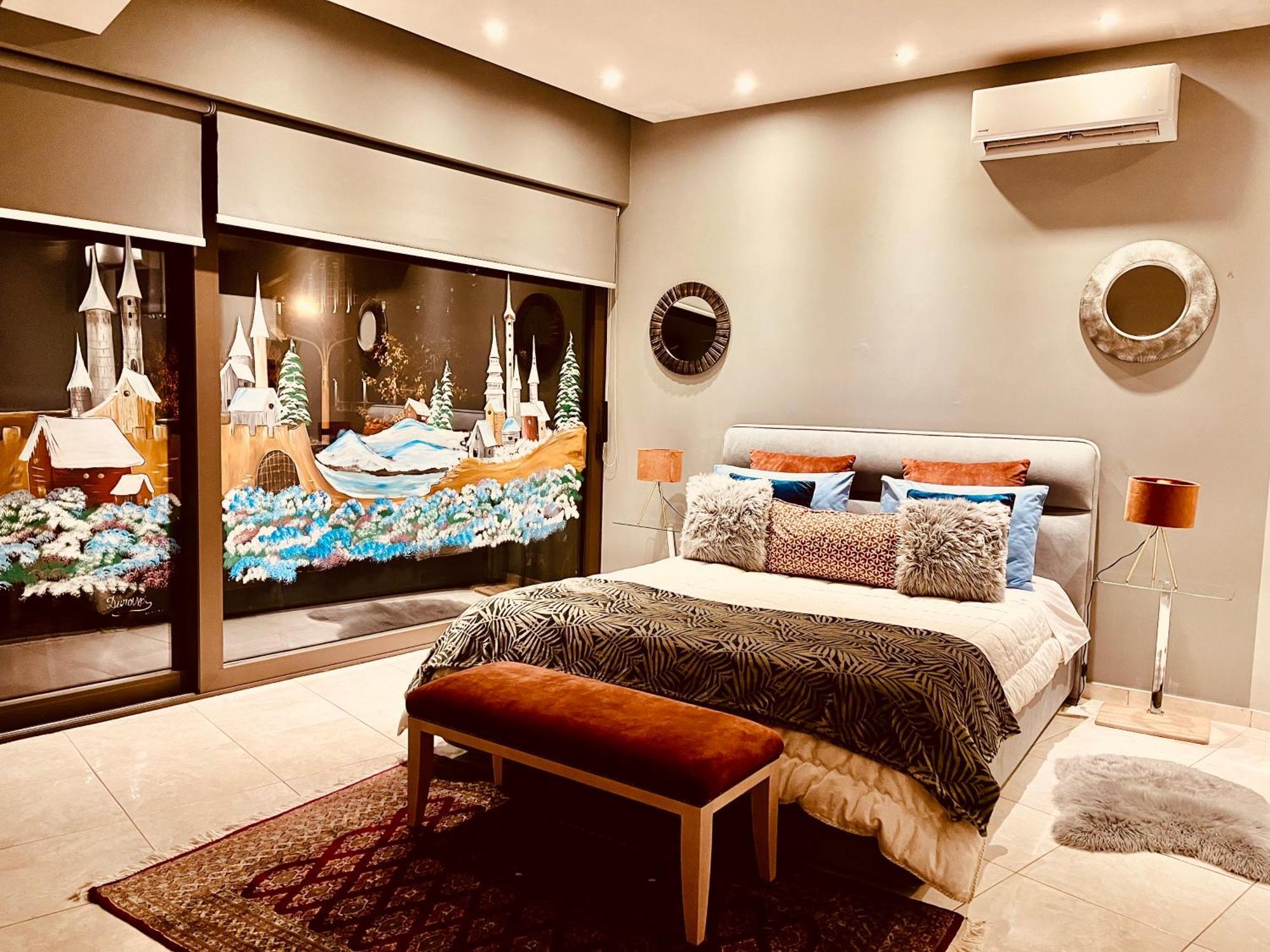 River Apartment *