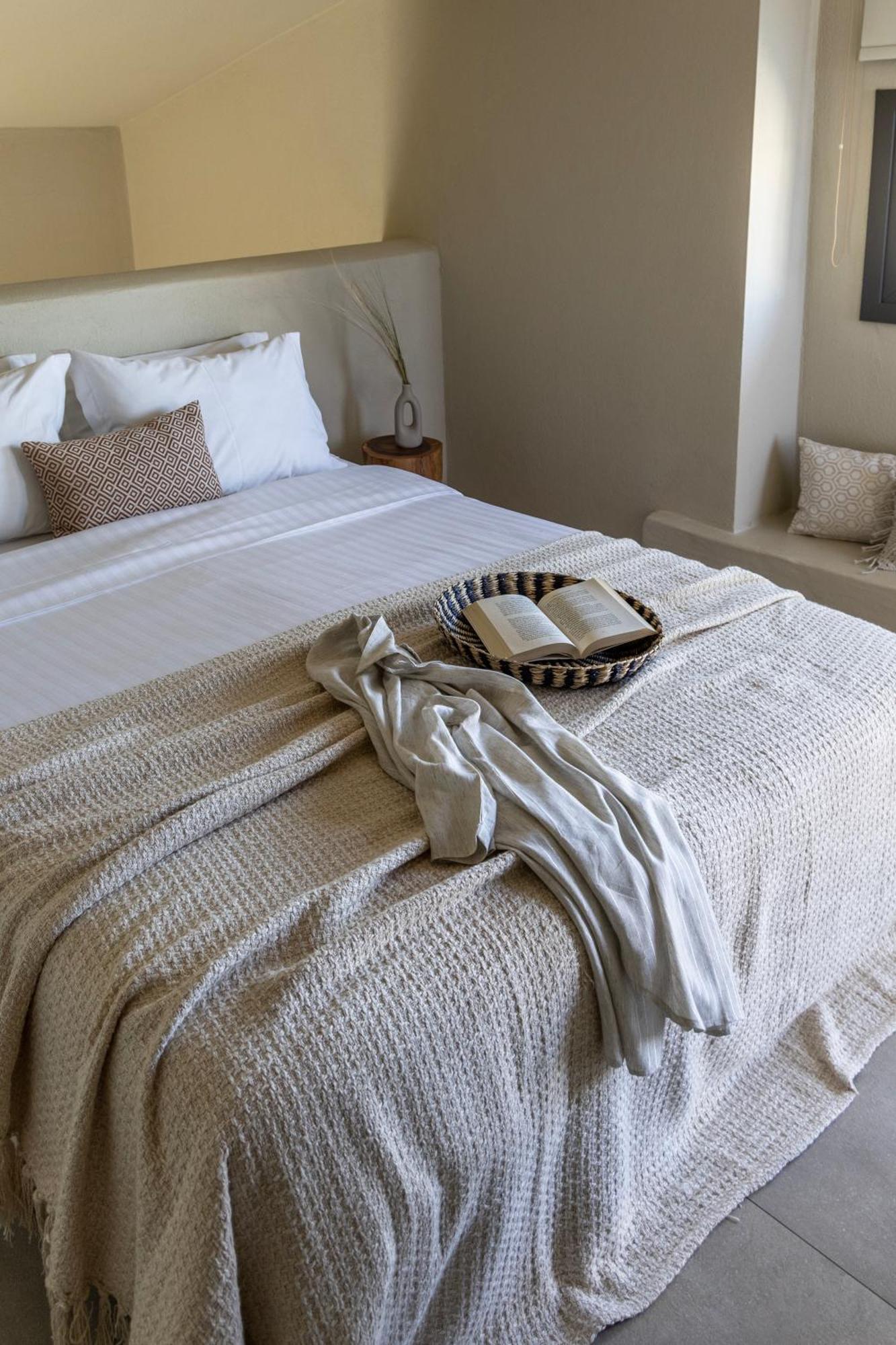 Fari Stone Hotel Skala Marion