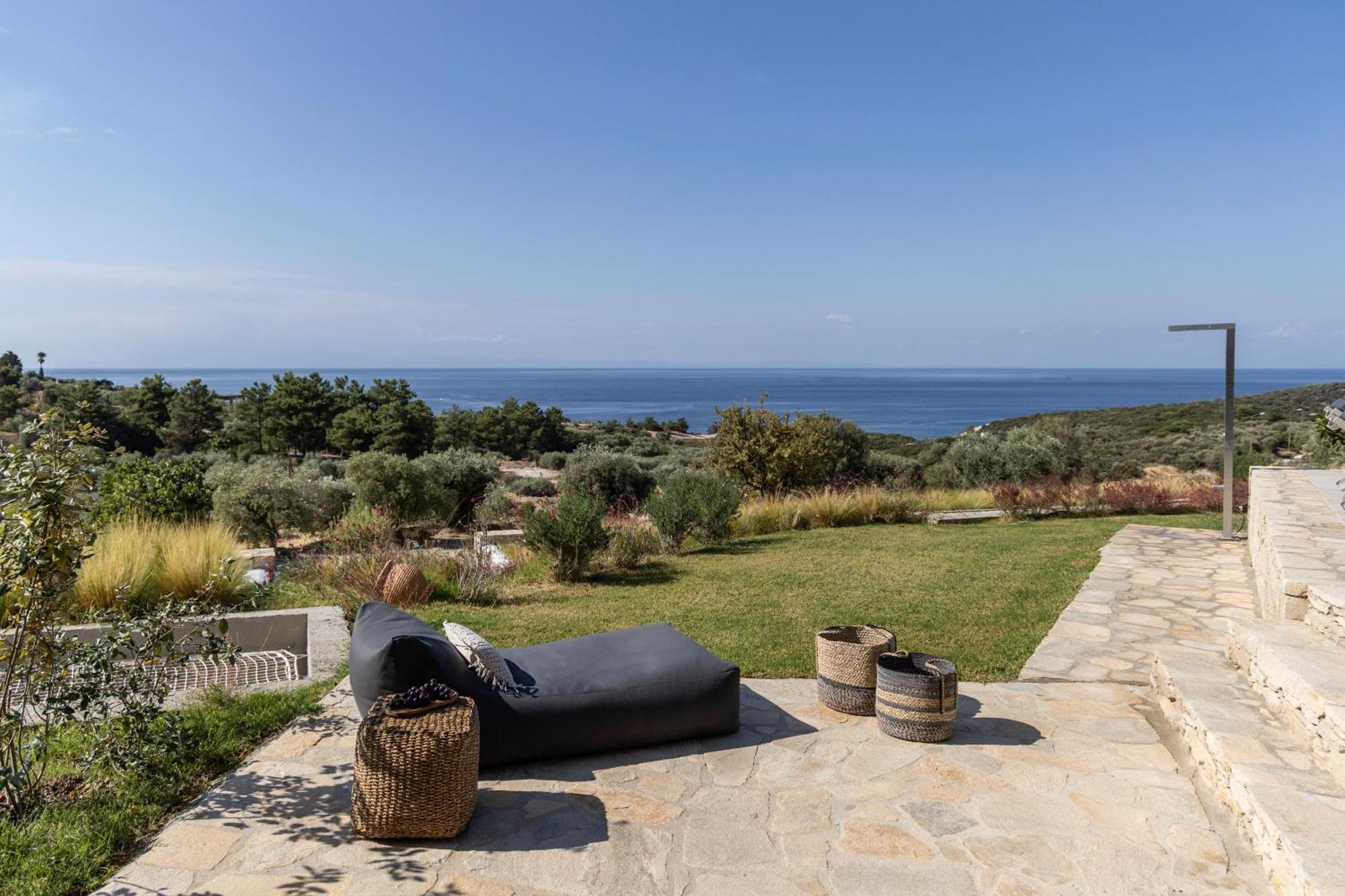 Fari Stone Hotel