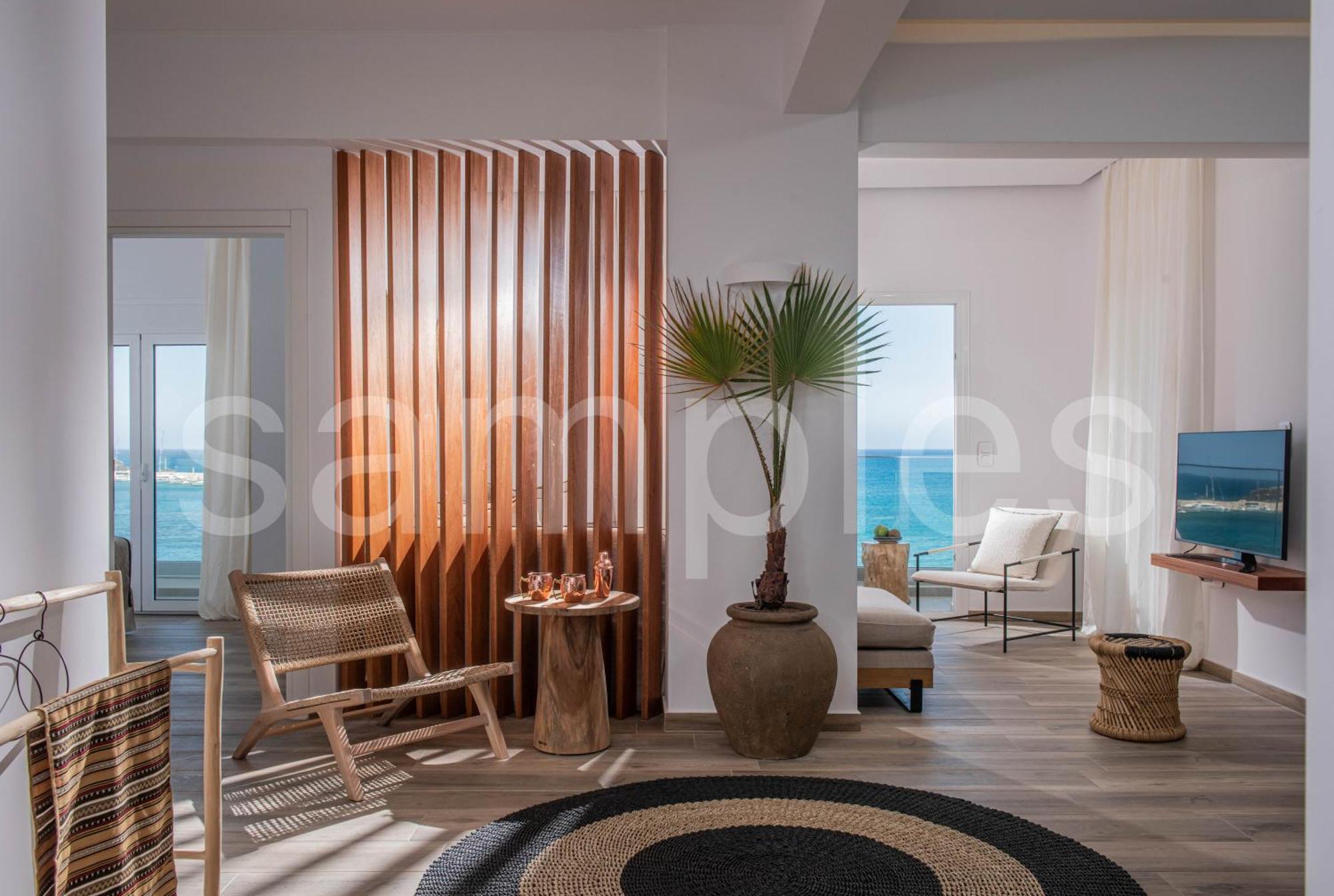 Apartment Khroma Luxury 1 Front