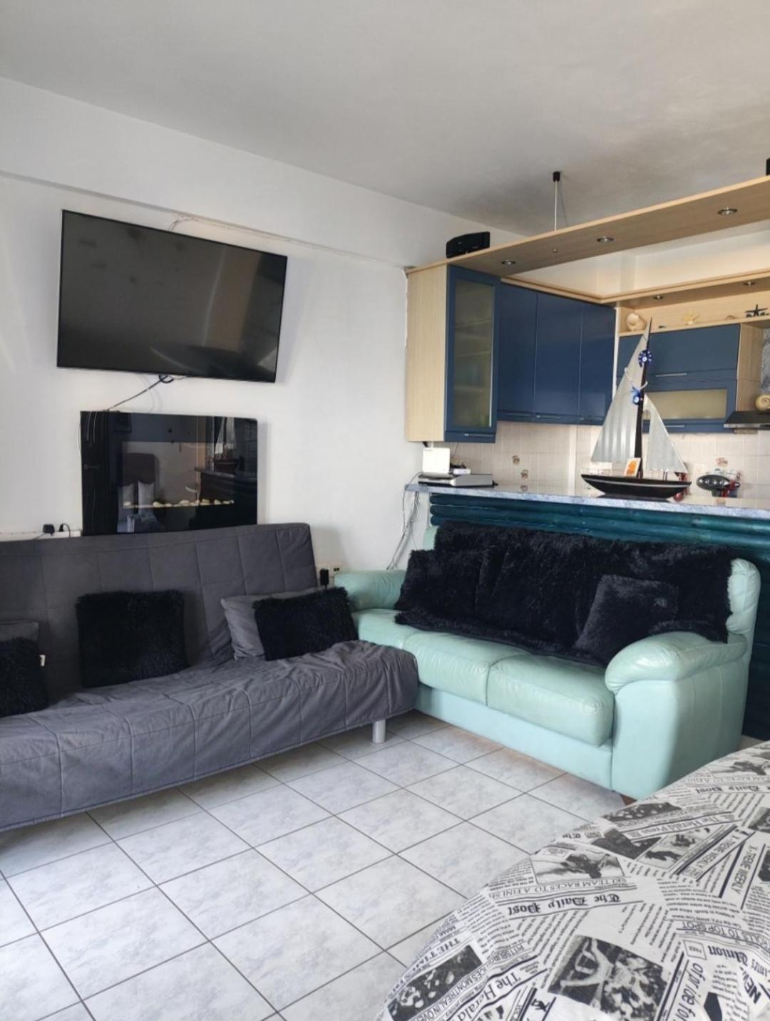 ελένη Apartment