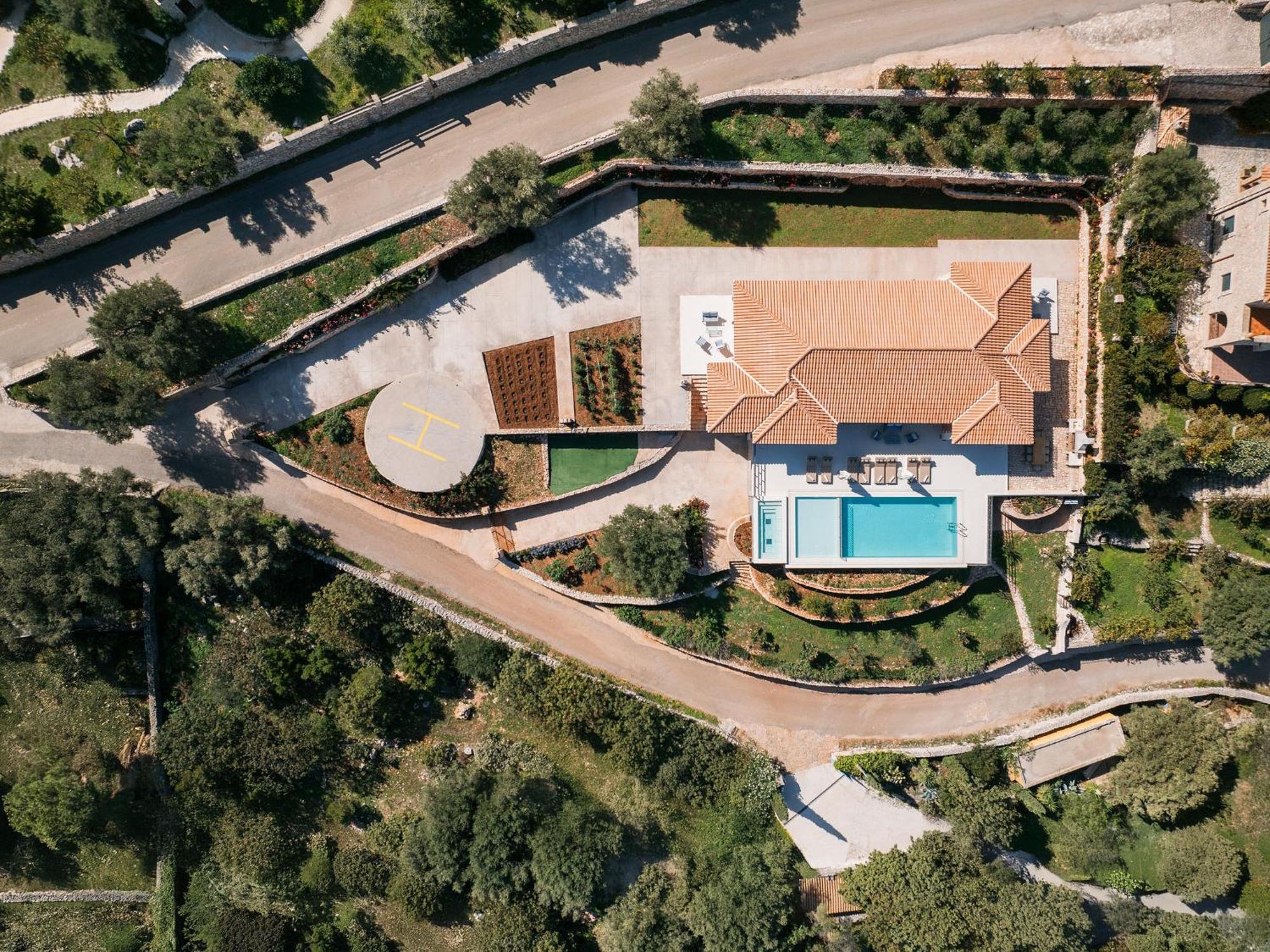 Villa Archontiko Stoufi Luxury Skinaria