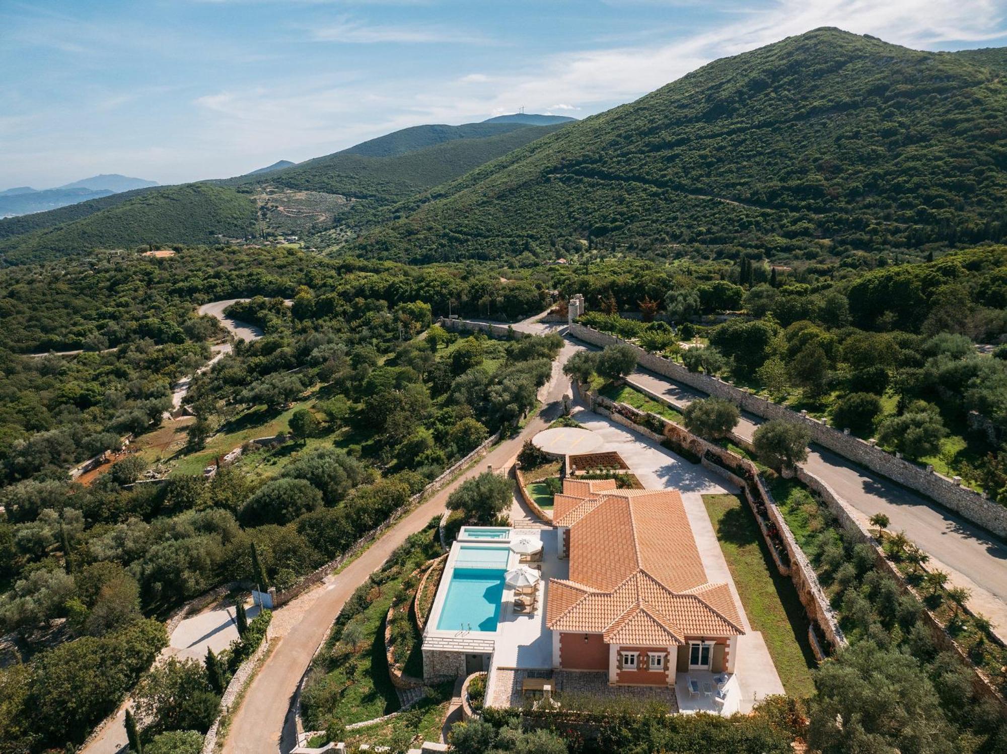 Archontiko Stoufi Luxury * Skinaria