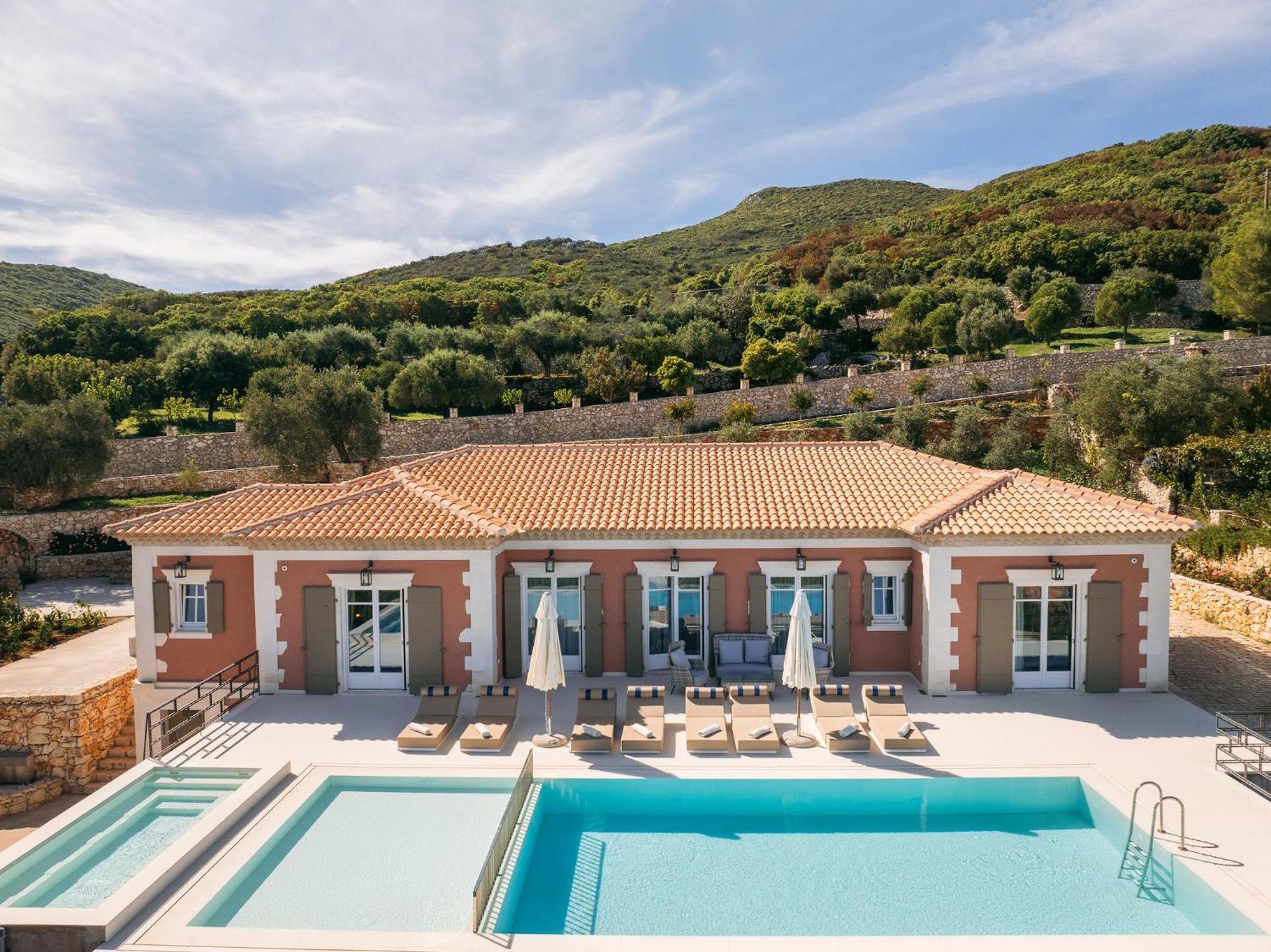 Archontiko Stoufi Luxury Villa Skinaria