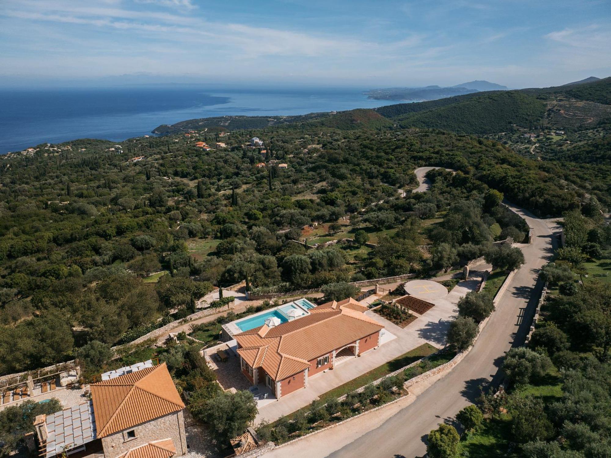 Archontiko Stoufi Luxury