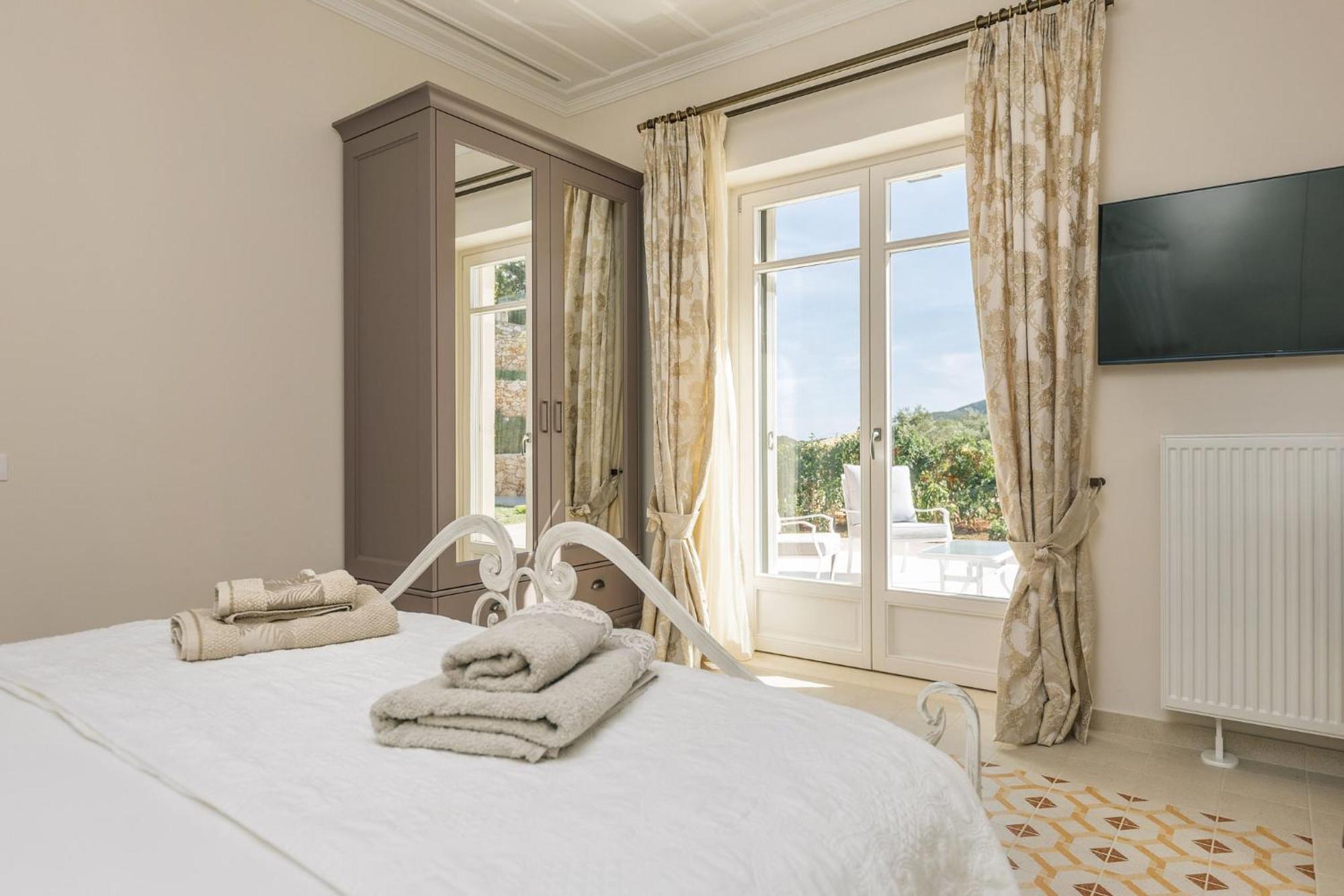 Villa Archontiko Stoufi Luxury