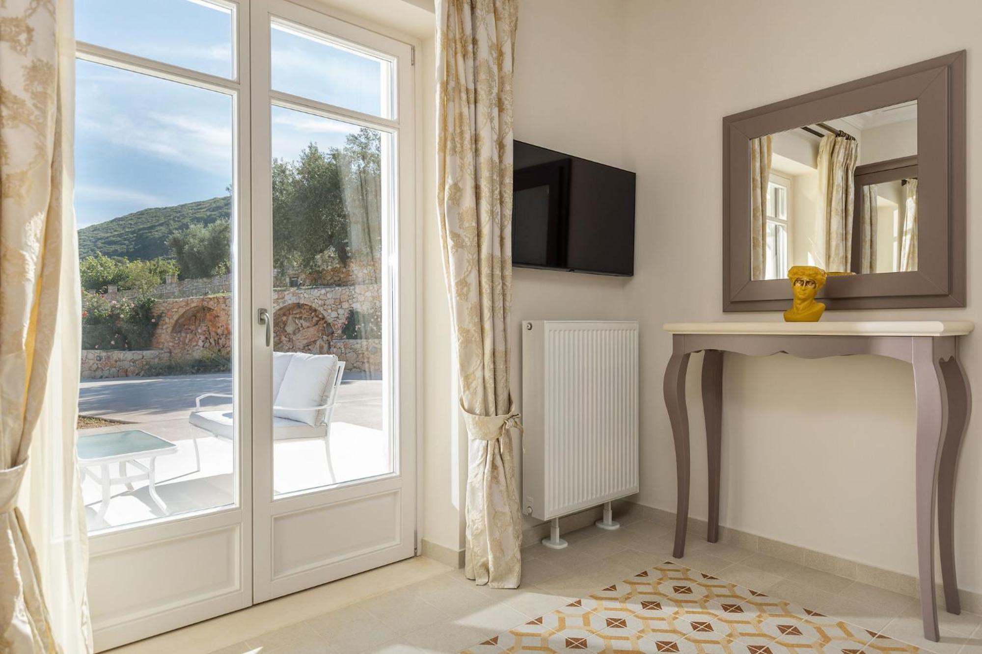Archontiko Stoufi Luxury