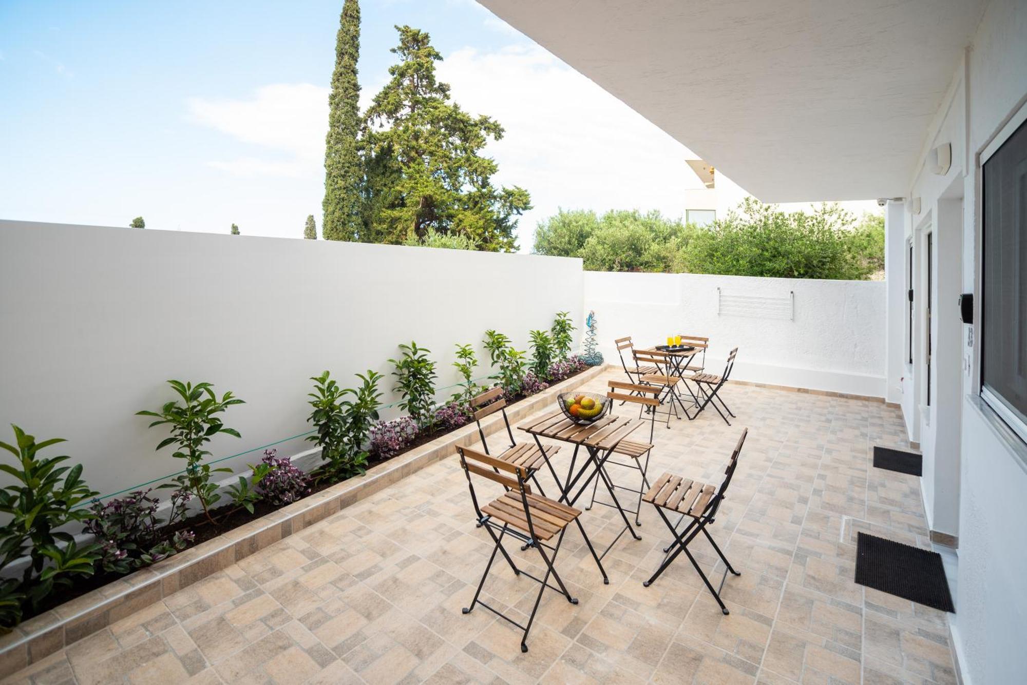 Apartment Athinais *