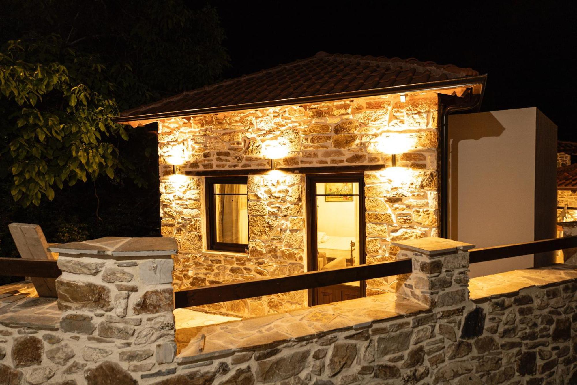 Annousa's House & * Kallirakhi