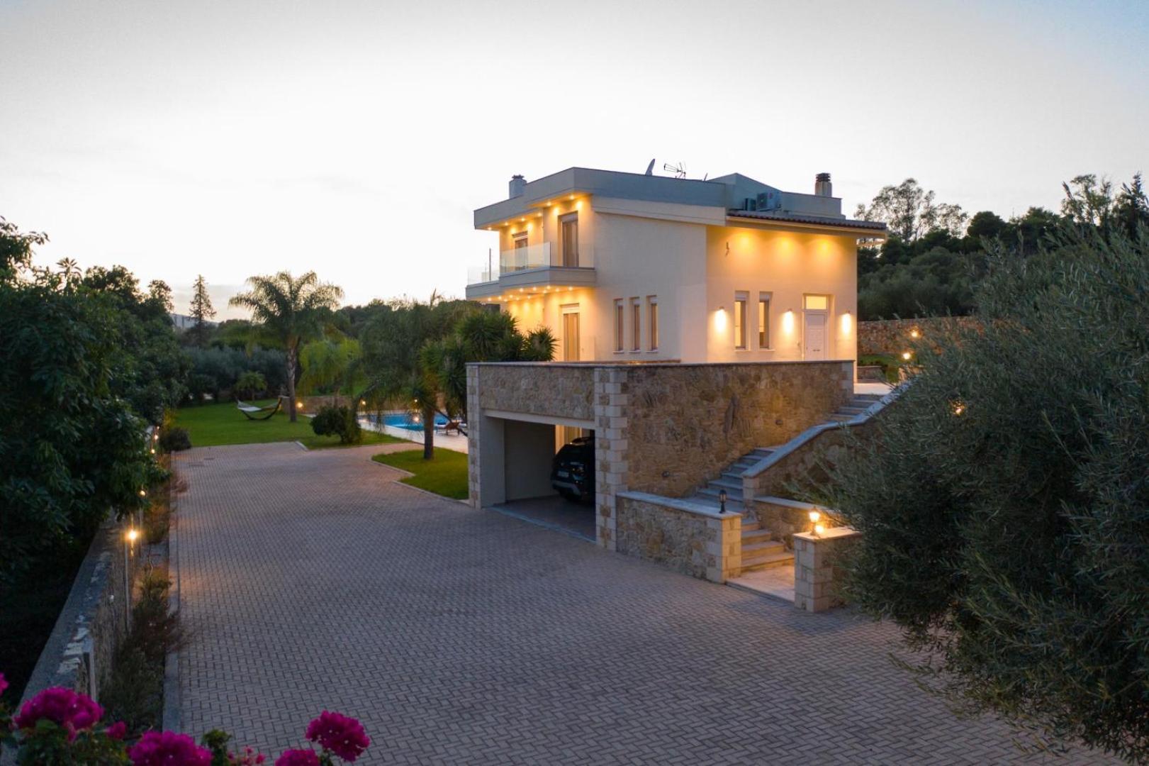 Melitini Villa *