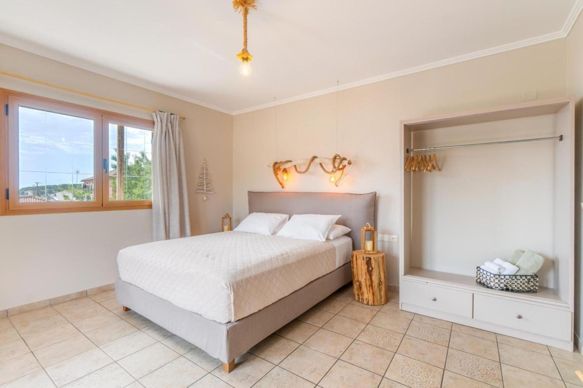 Apartment Paxi Gaios