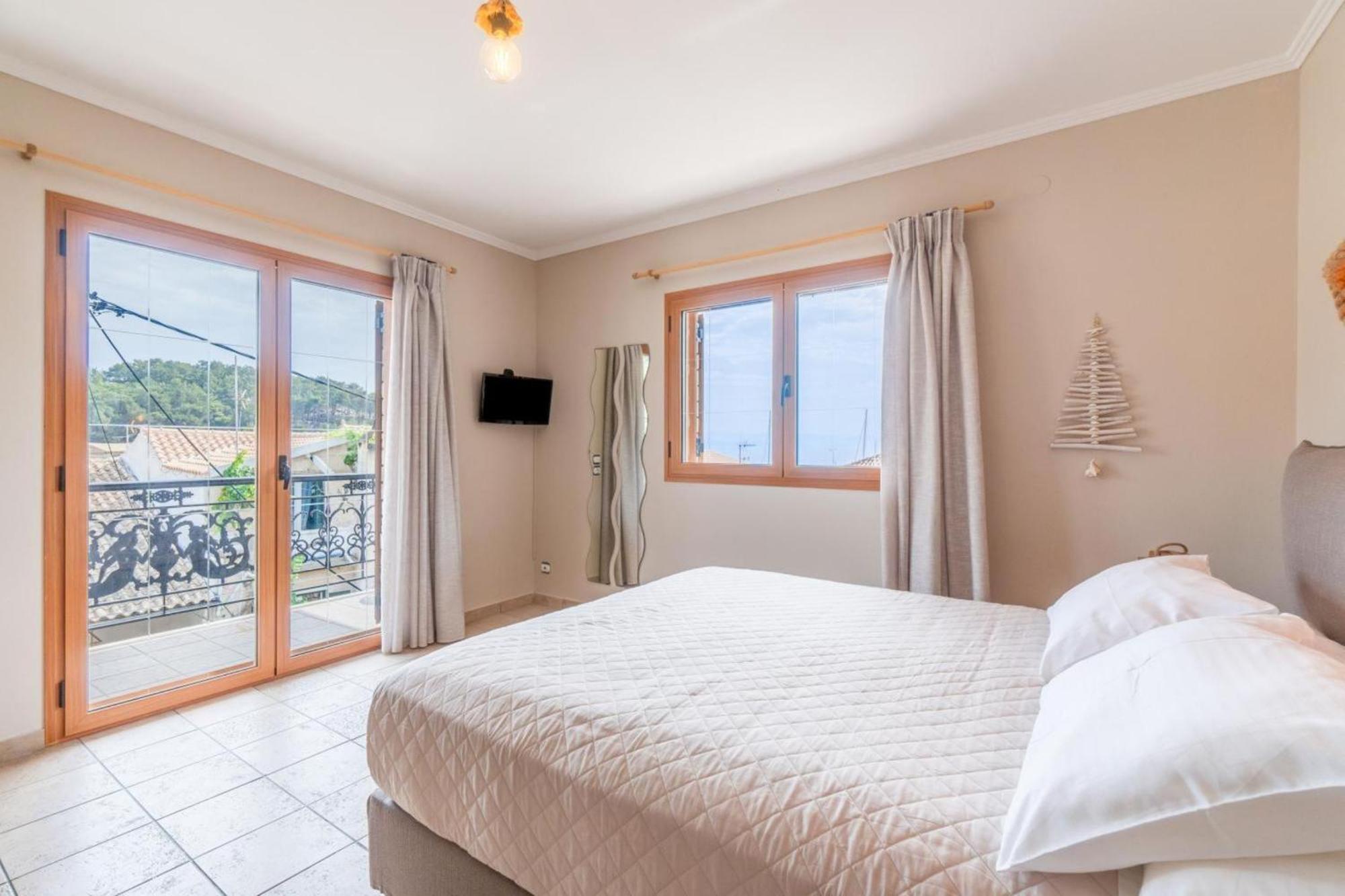 Apartment Paxi *