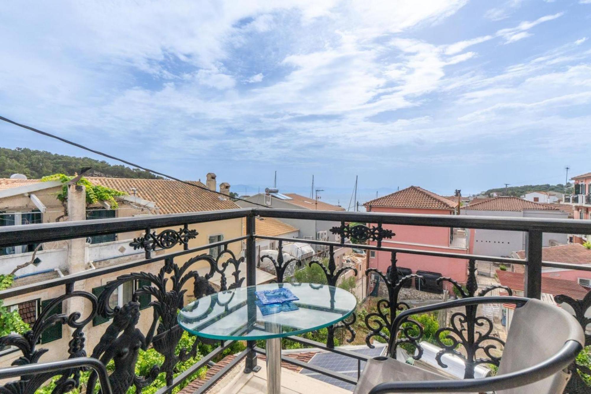 Apartment Paxi Gaios