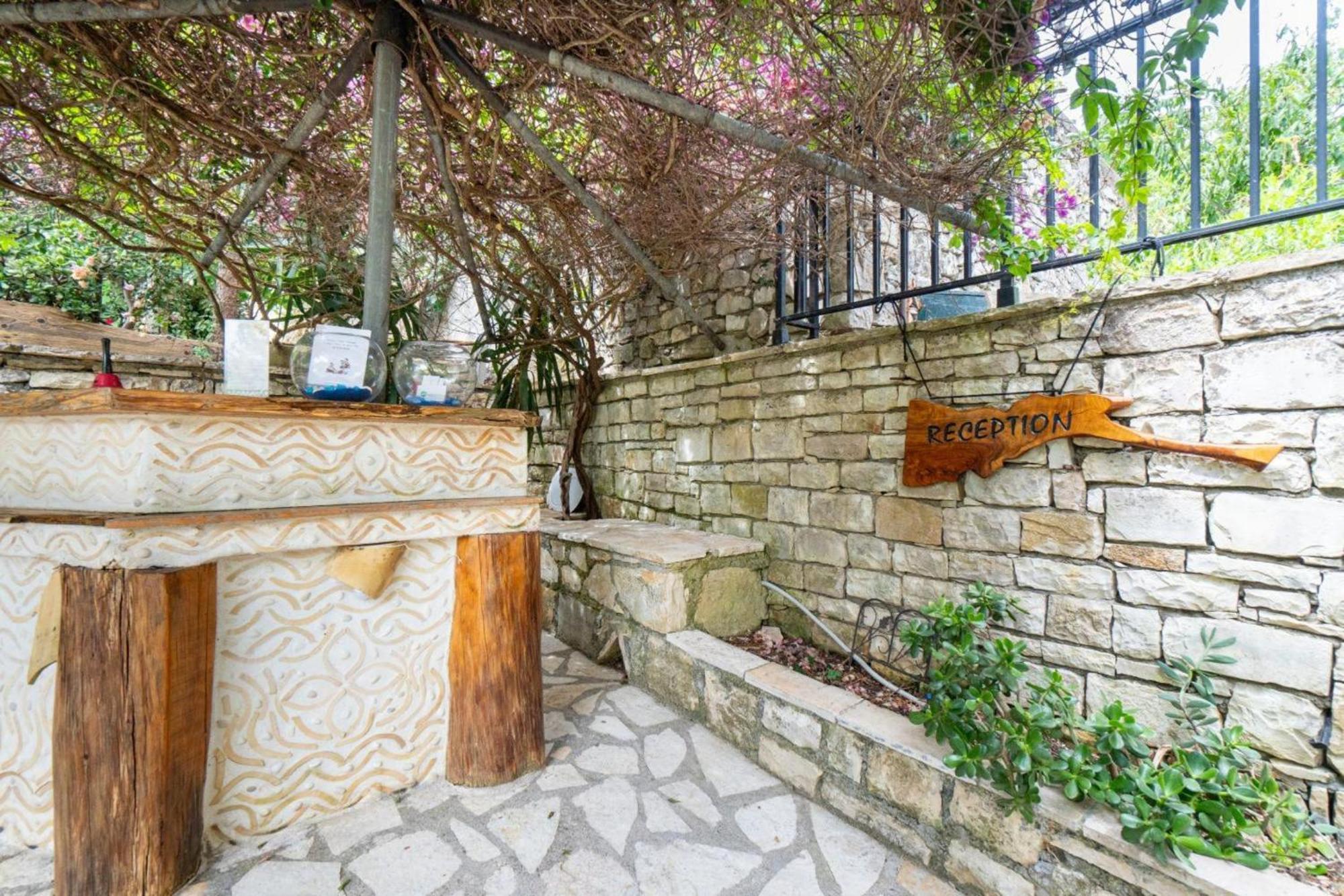 Ithaki Apartment