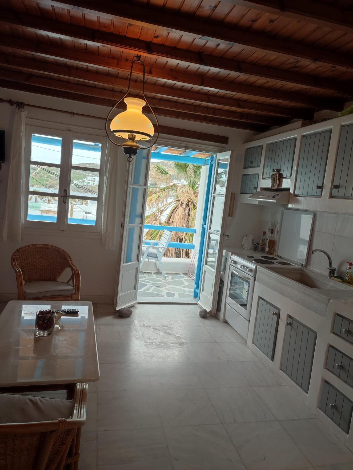 Apartment Beachside 2 Bd Stylish Apt W Private Patio