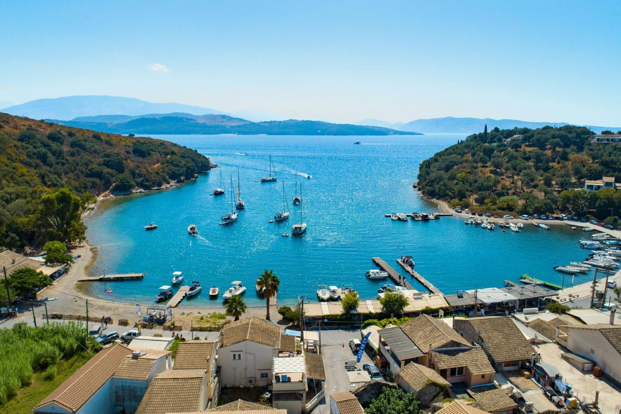 Porto Saint Stephanos Apartment