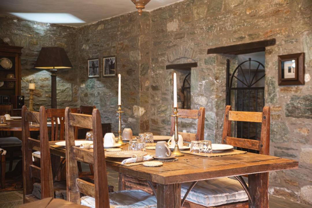 Palio Eleotrivio 4* Agios Lavrentios