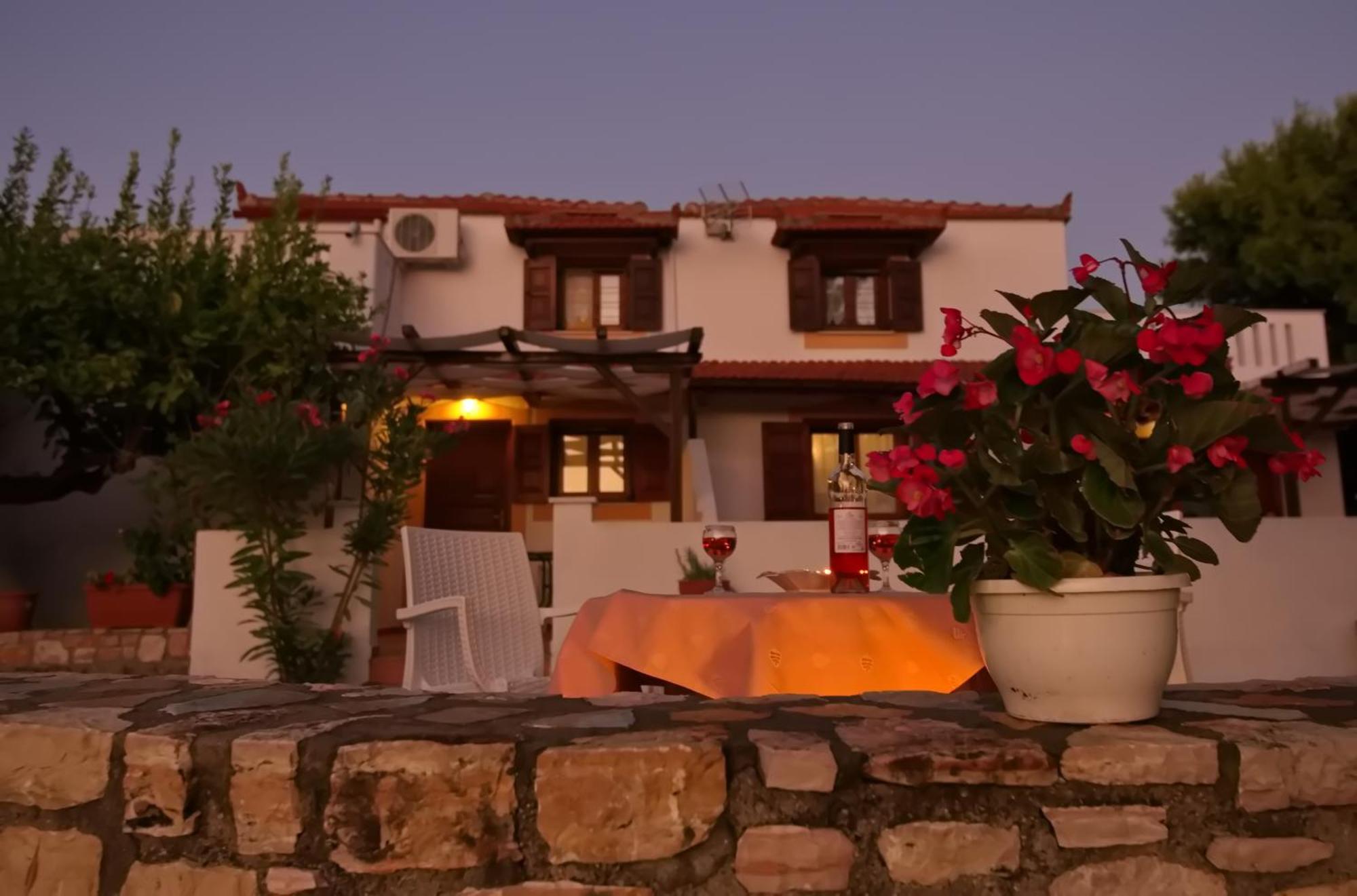 Kamelia Villa
