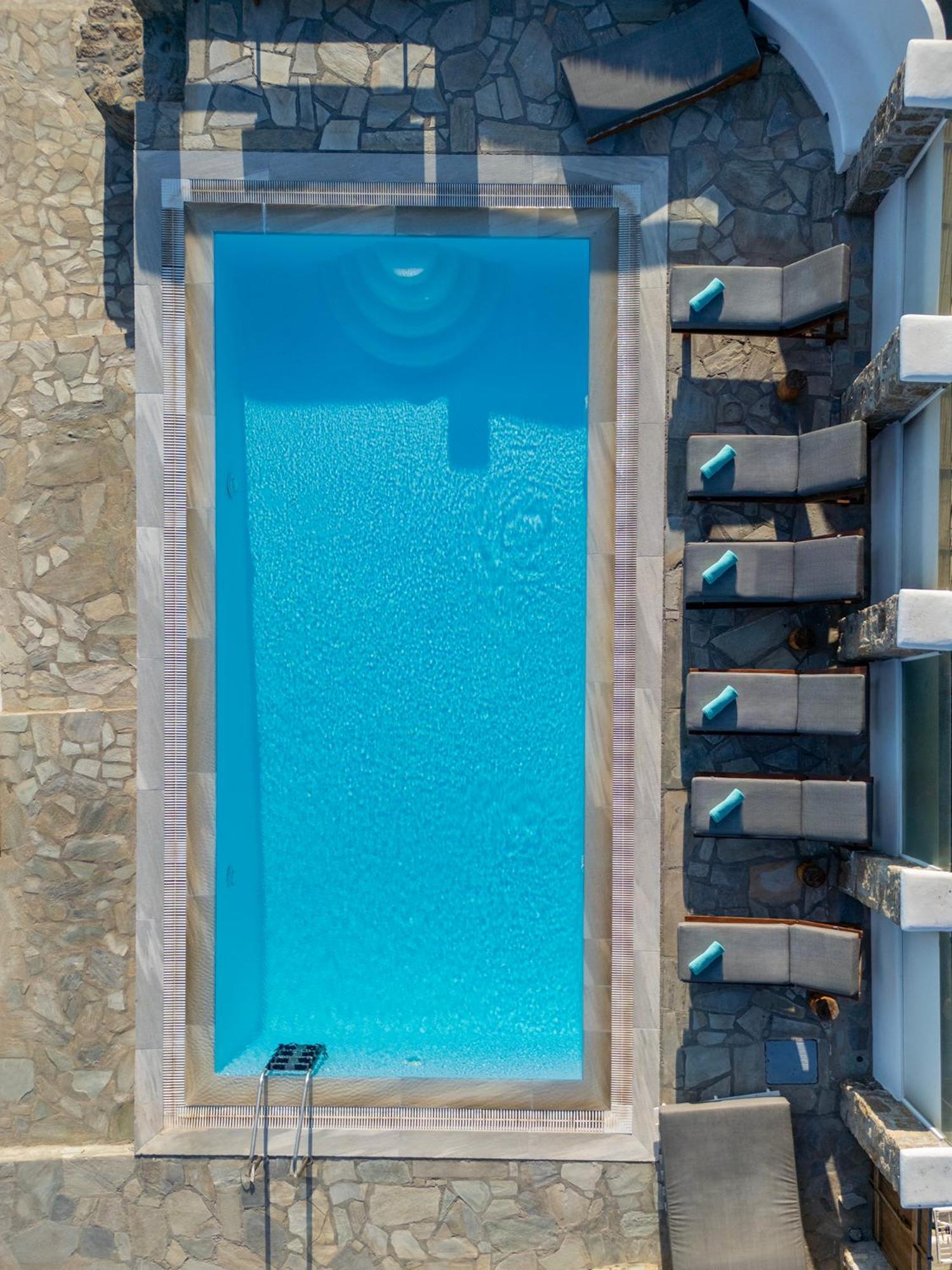 Villa Mando Pool Villas W Sea Views - Five Bedrooms