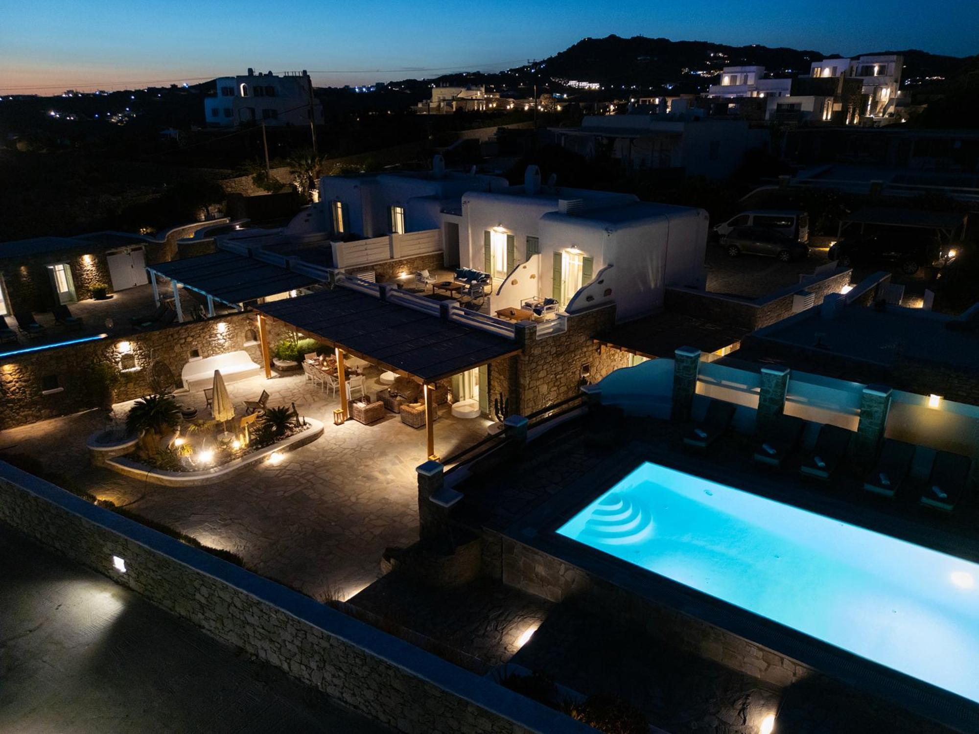 Mando Pool Villas W Sea Views - Five Bedrooms Super Paradise Beach (Mykonos)
