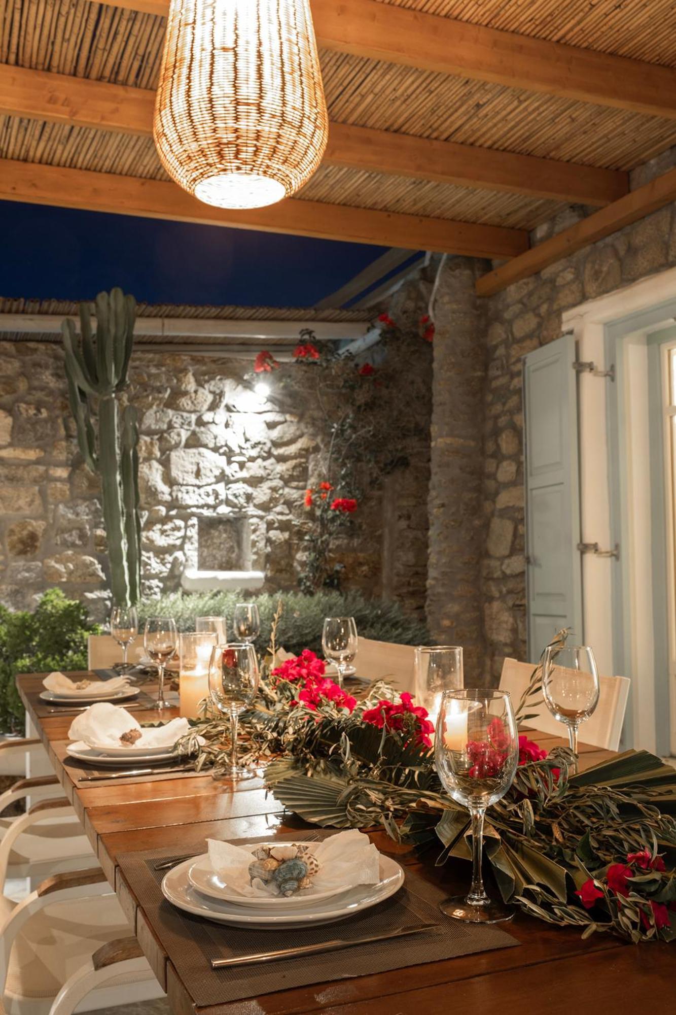 Mando Pool Villas W Sea Views - Five Bedrooms Villa