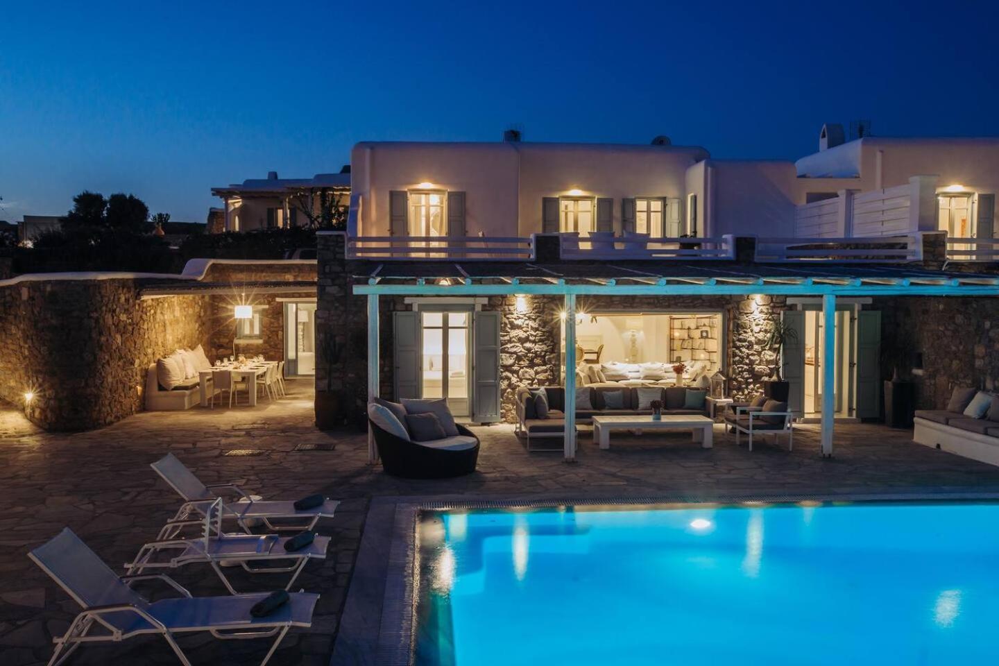 Mando Pool Villas W Sea Views - Five Bedrooms
