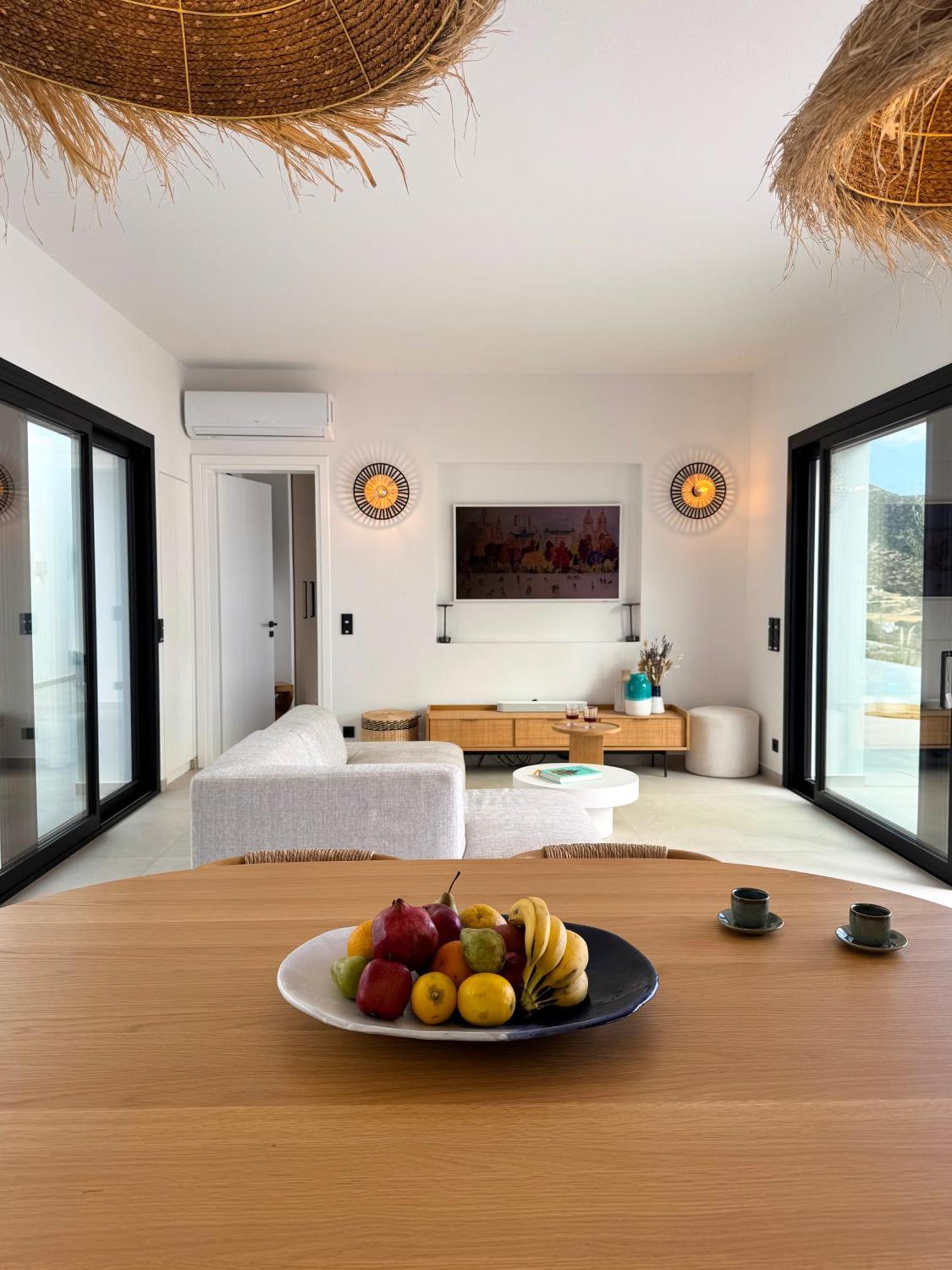 Luxury With Private Infinity Pool And Stunning Sea View Agiassos
