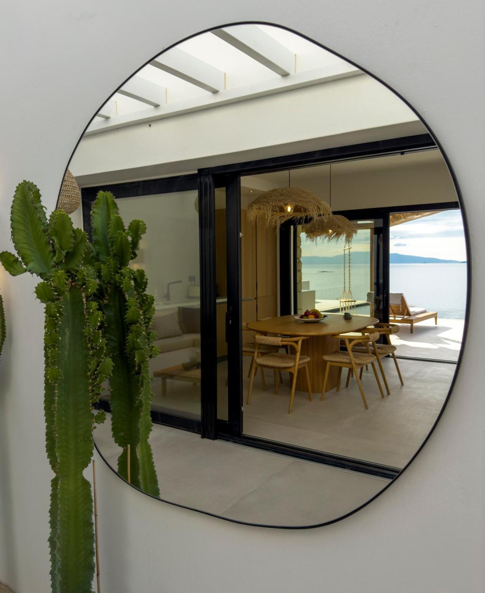 Luxury With Private Infinity Pool And Stunning Sea View