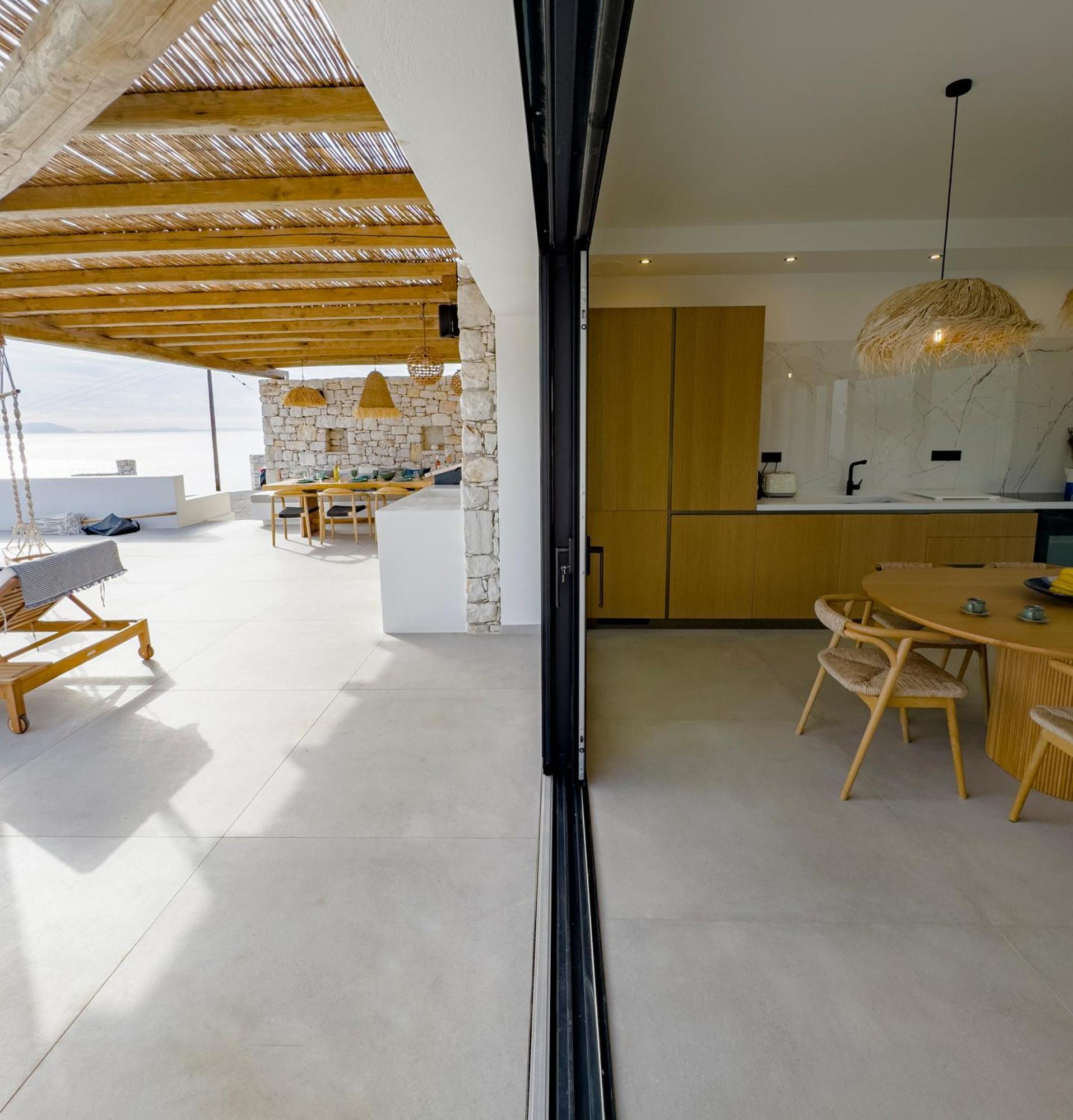 Luxury With Private Infinity Pool And Stunning Sea View Agiassos