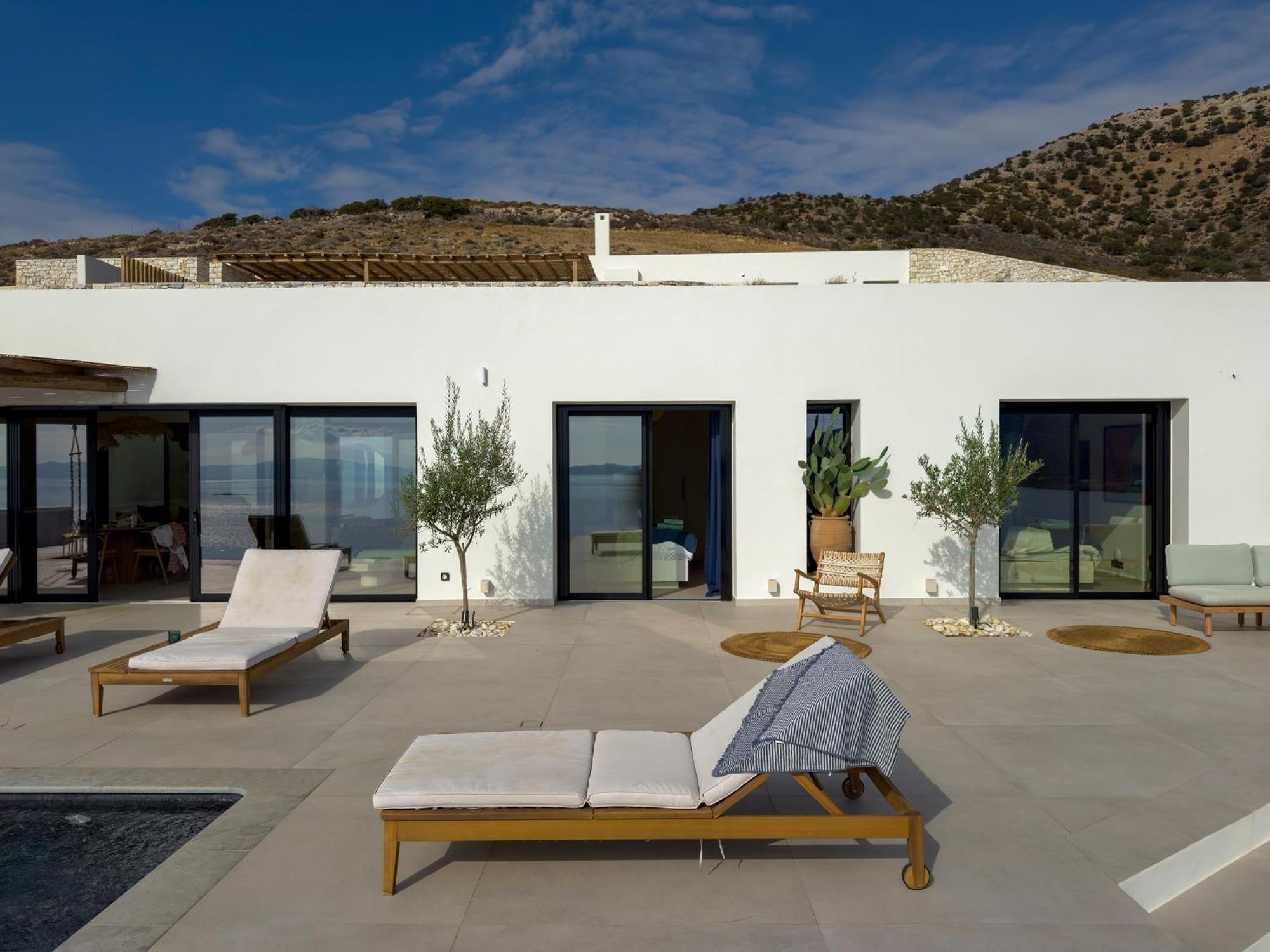Villa Luxury With Private Infinity Pool And Stunning Sea View