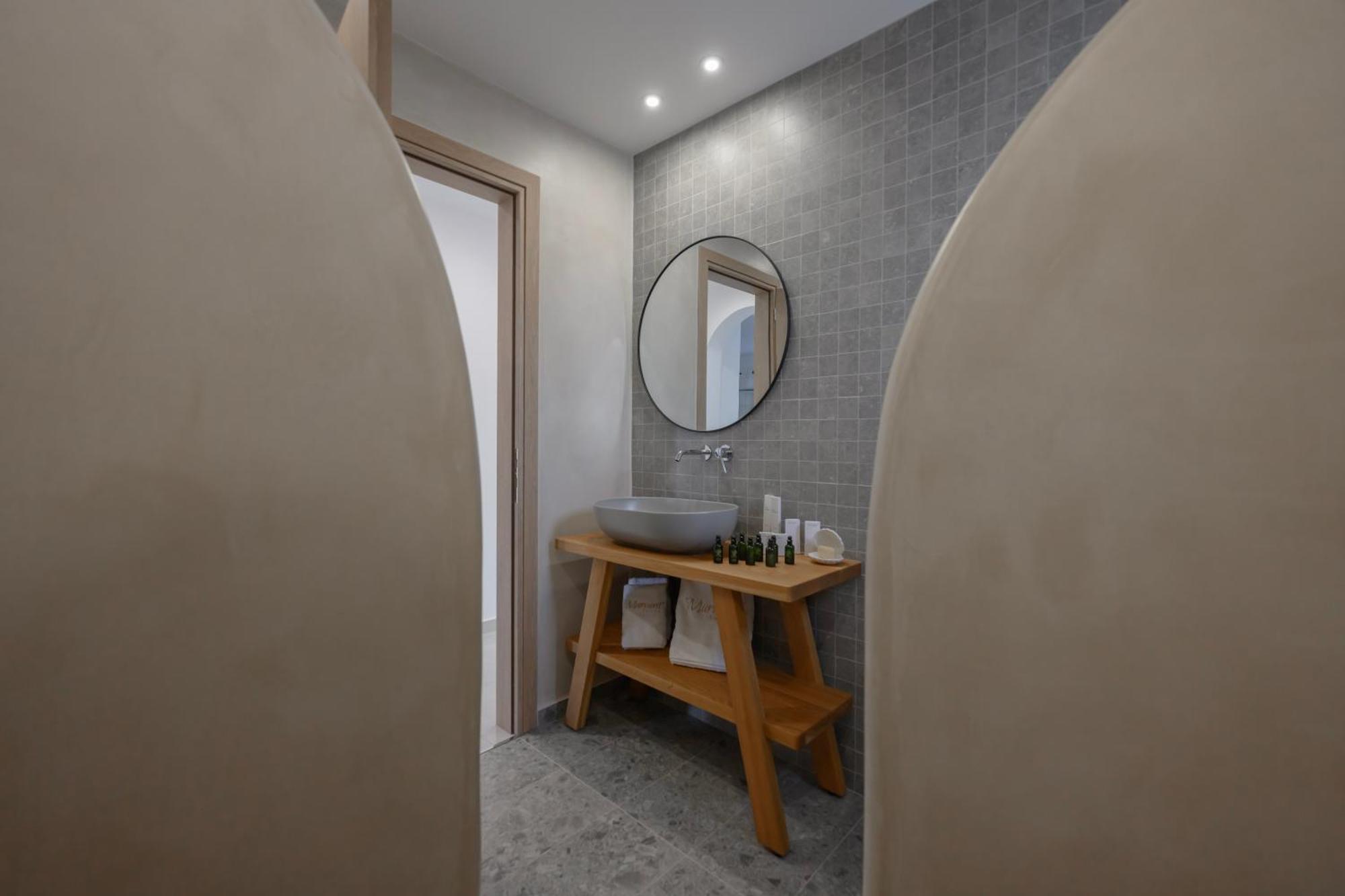 Marvarit Villa Vothon