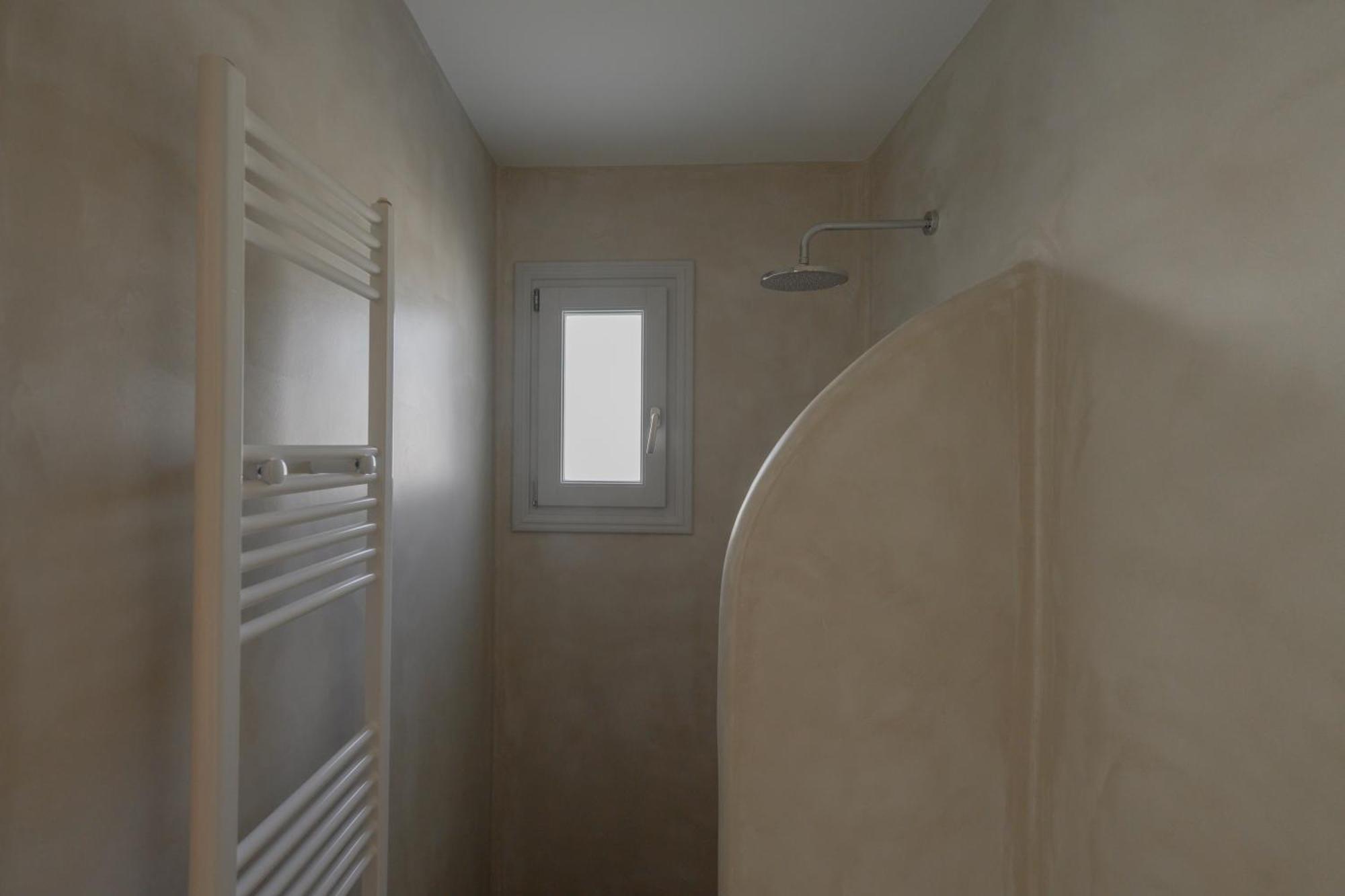 Marvarit Villa Vothon