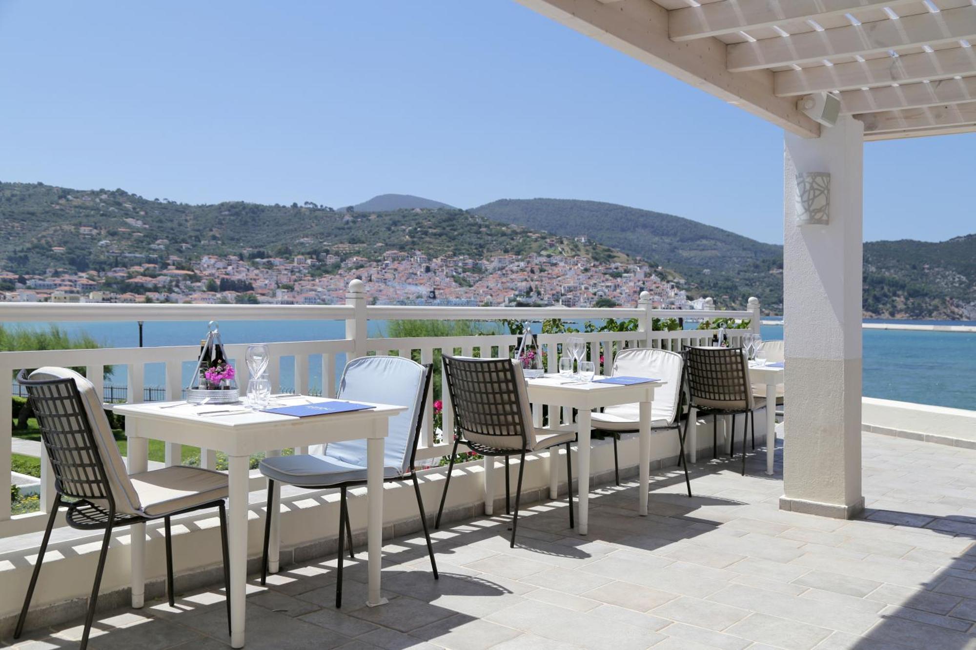 Village 5* Skopelos Town