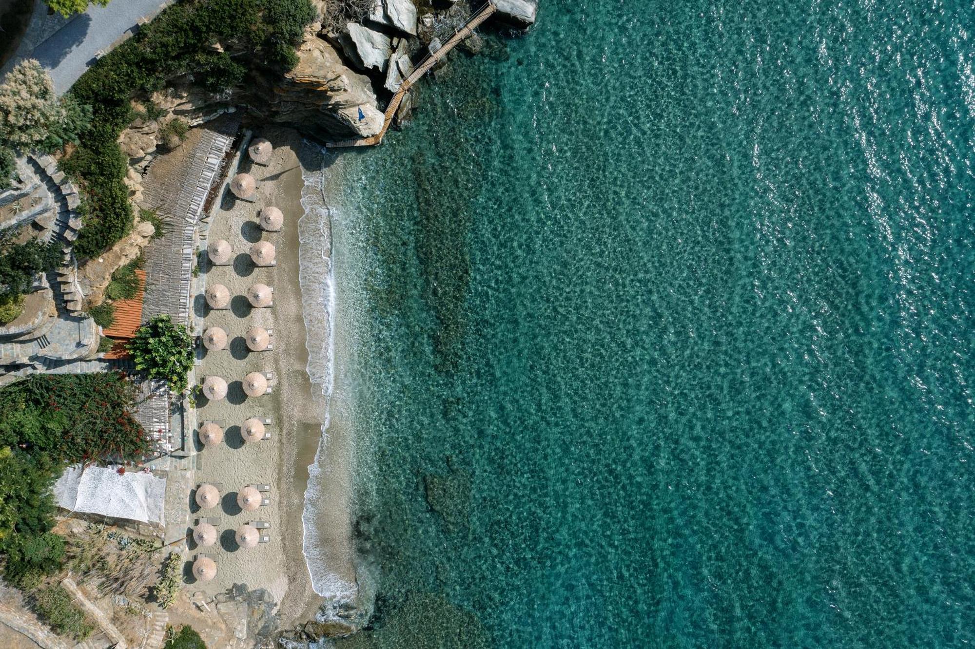Aneroussa 3* Batsi (Andros)