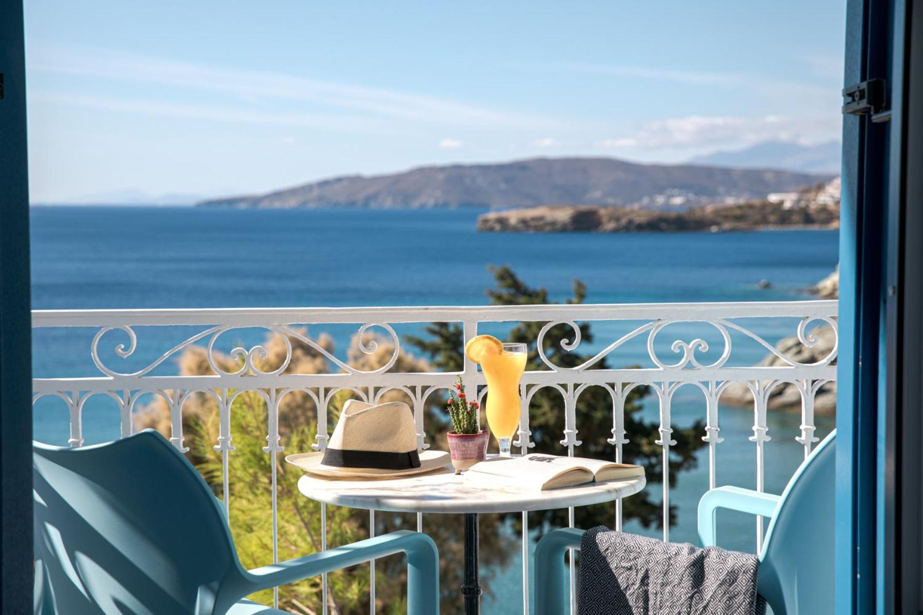 Aneroussa 3* Batsi (Andros)