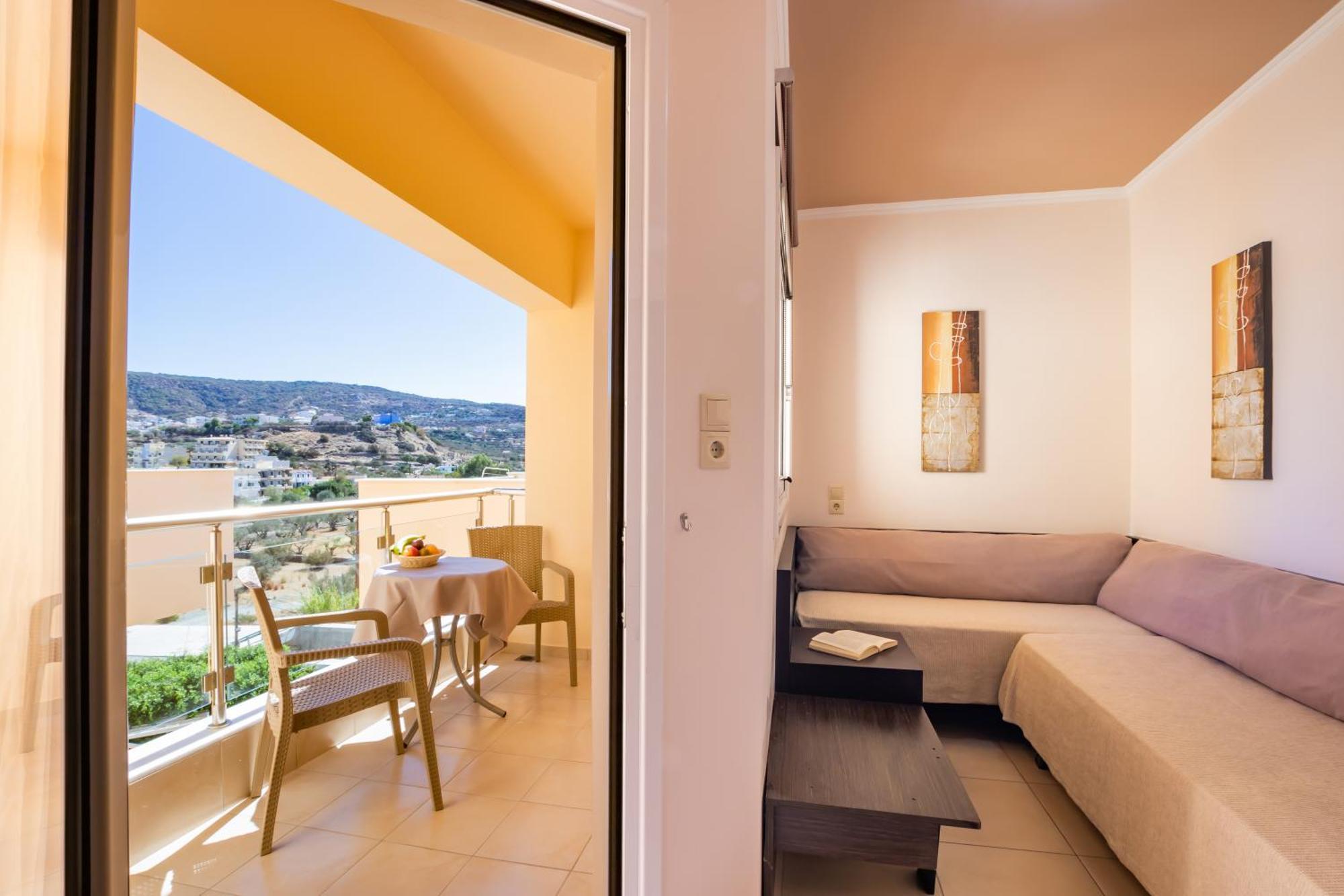 Nereides Hotel 4*