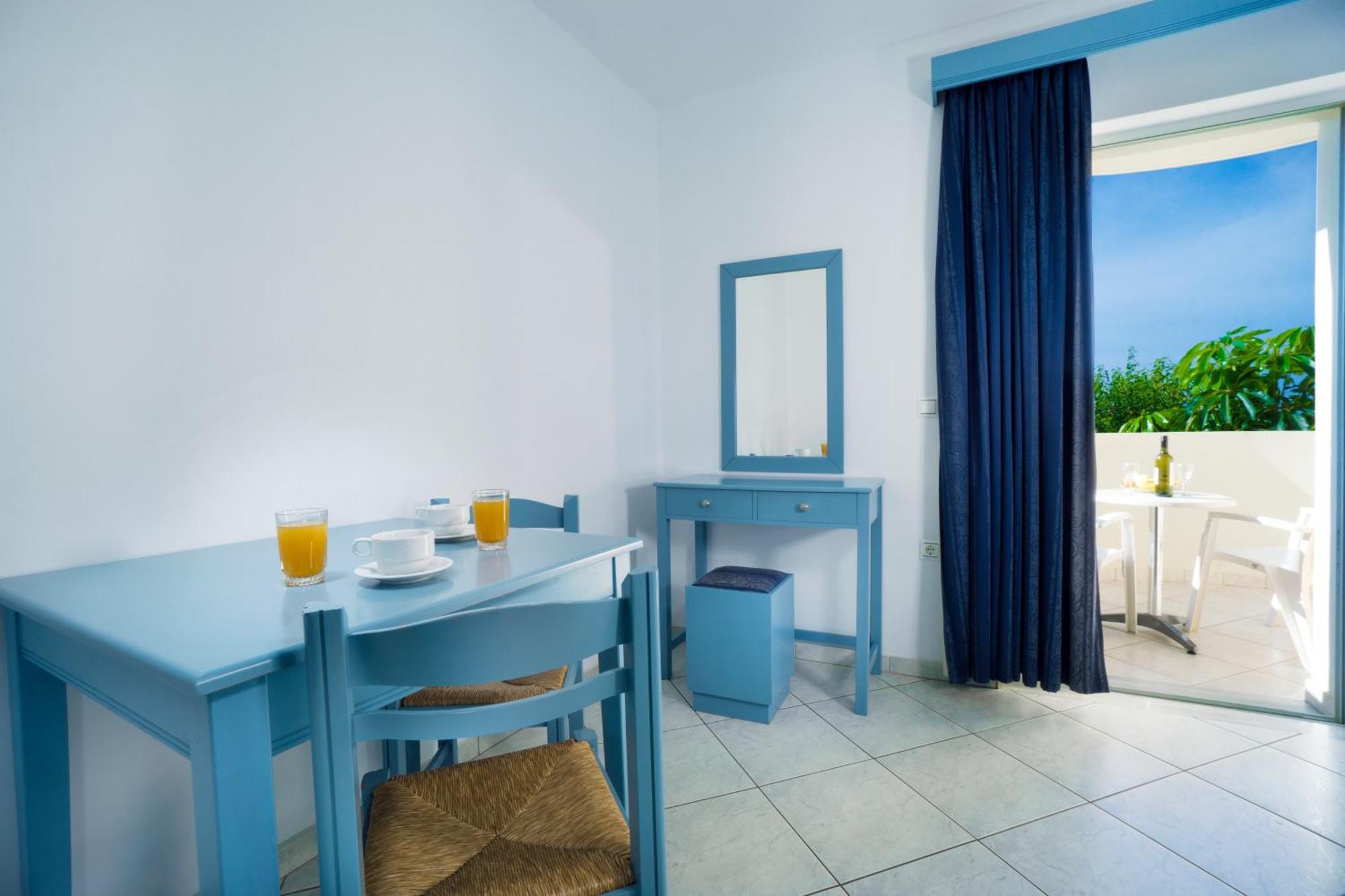 Georgina Aparthotel