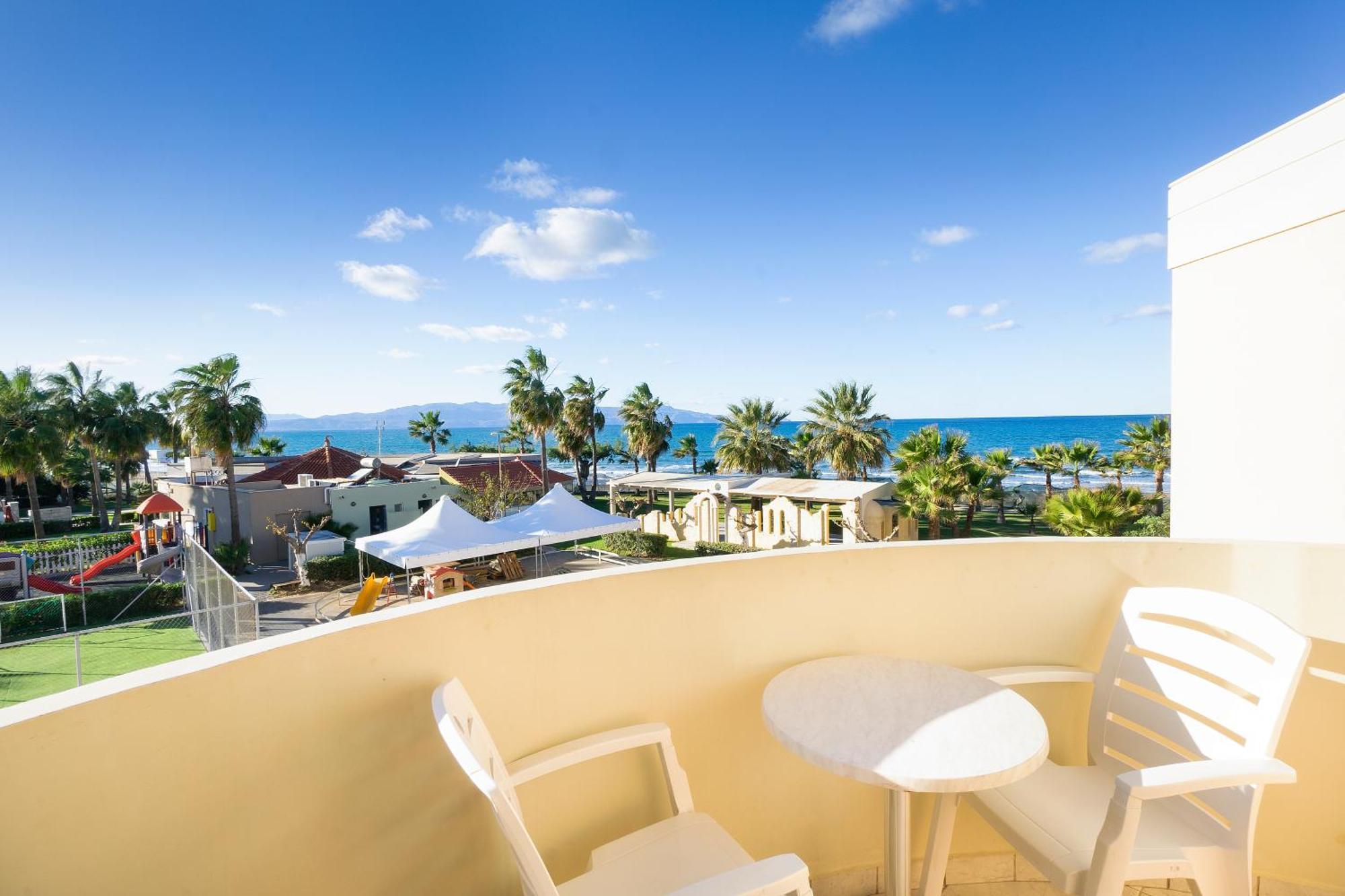 Georgina Aparthotel Agia Marina (Crete)