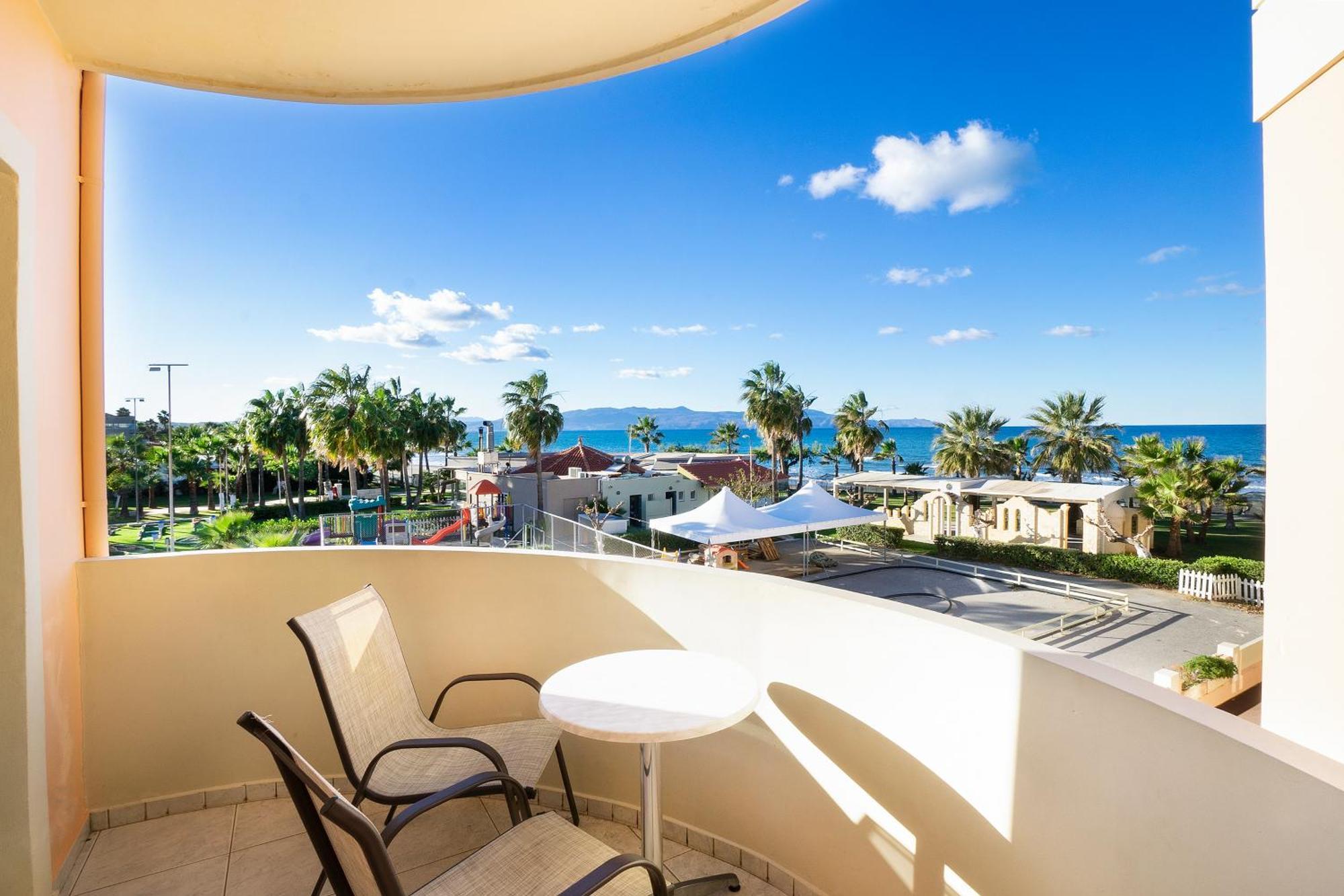 Georgina Aparthotel Agia Marina (Crete)