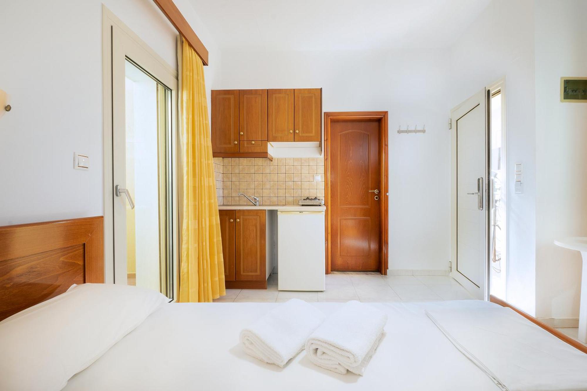 Georgina Aparthotel 2*