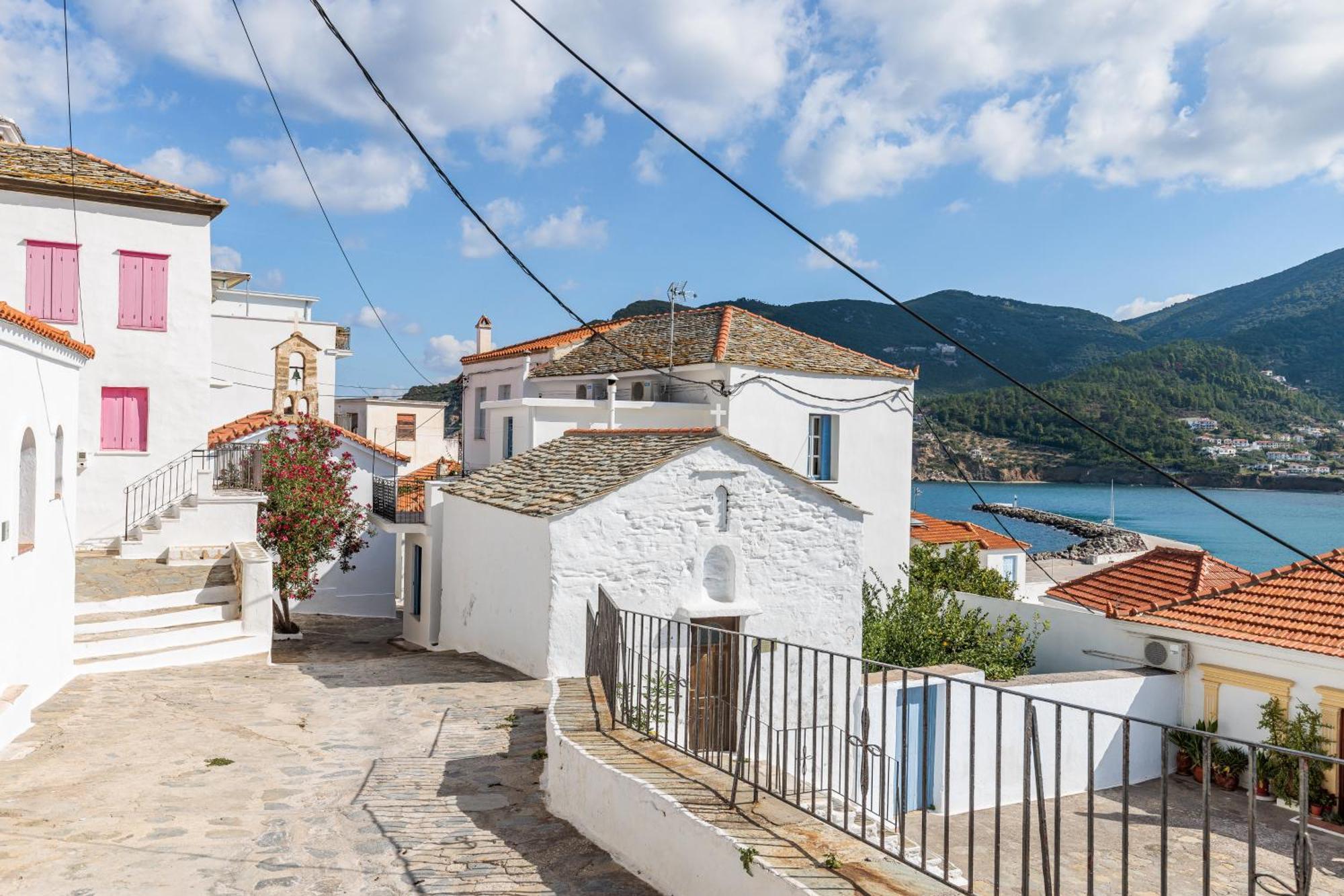 Antonia House Holiday home *
